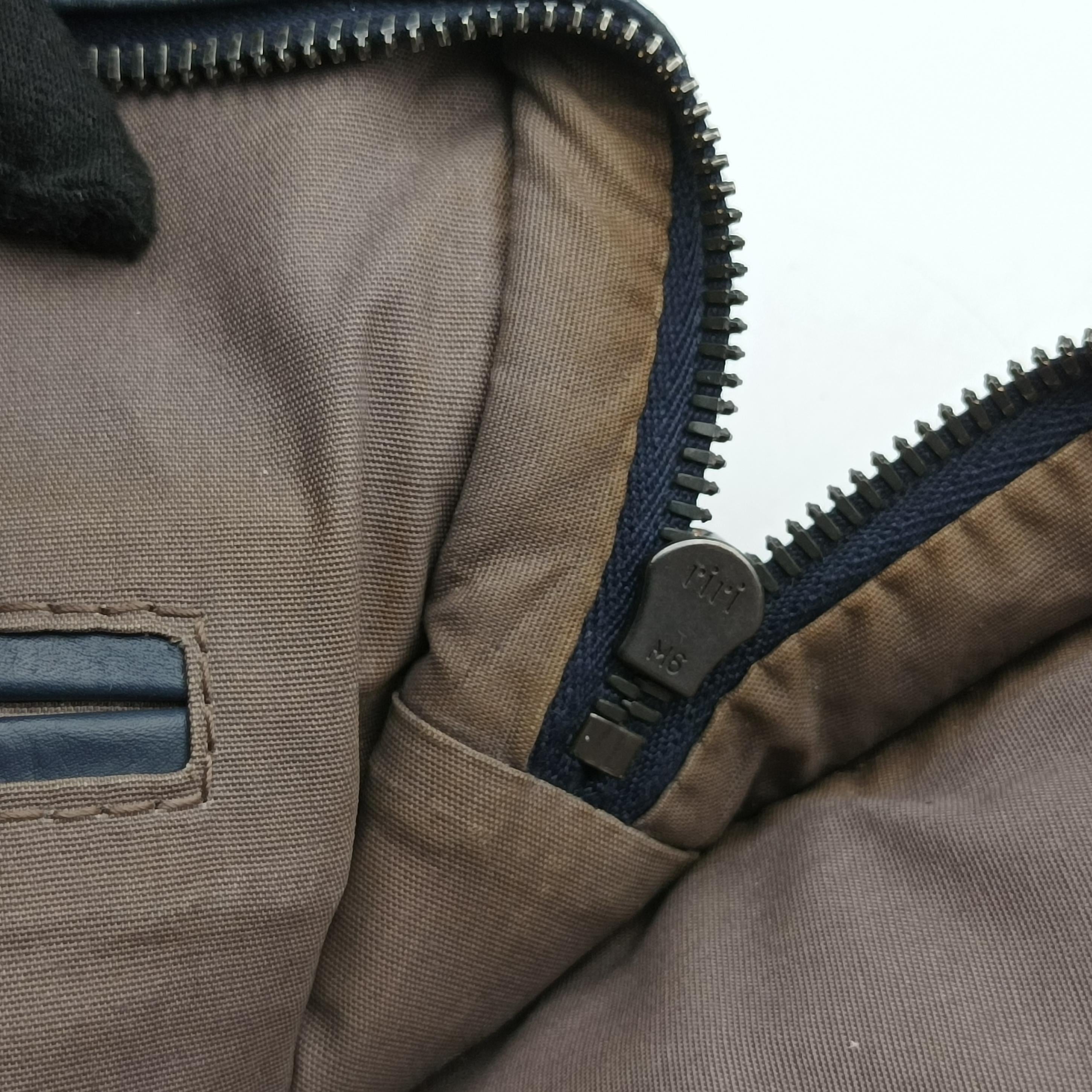 Secondhand Bottega Veneta Intrecciato Navy lambskin  shoulderbag | stylenewstar