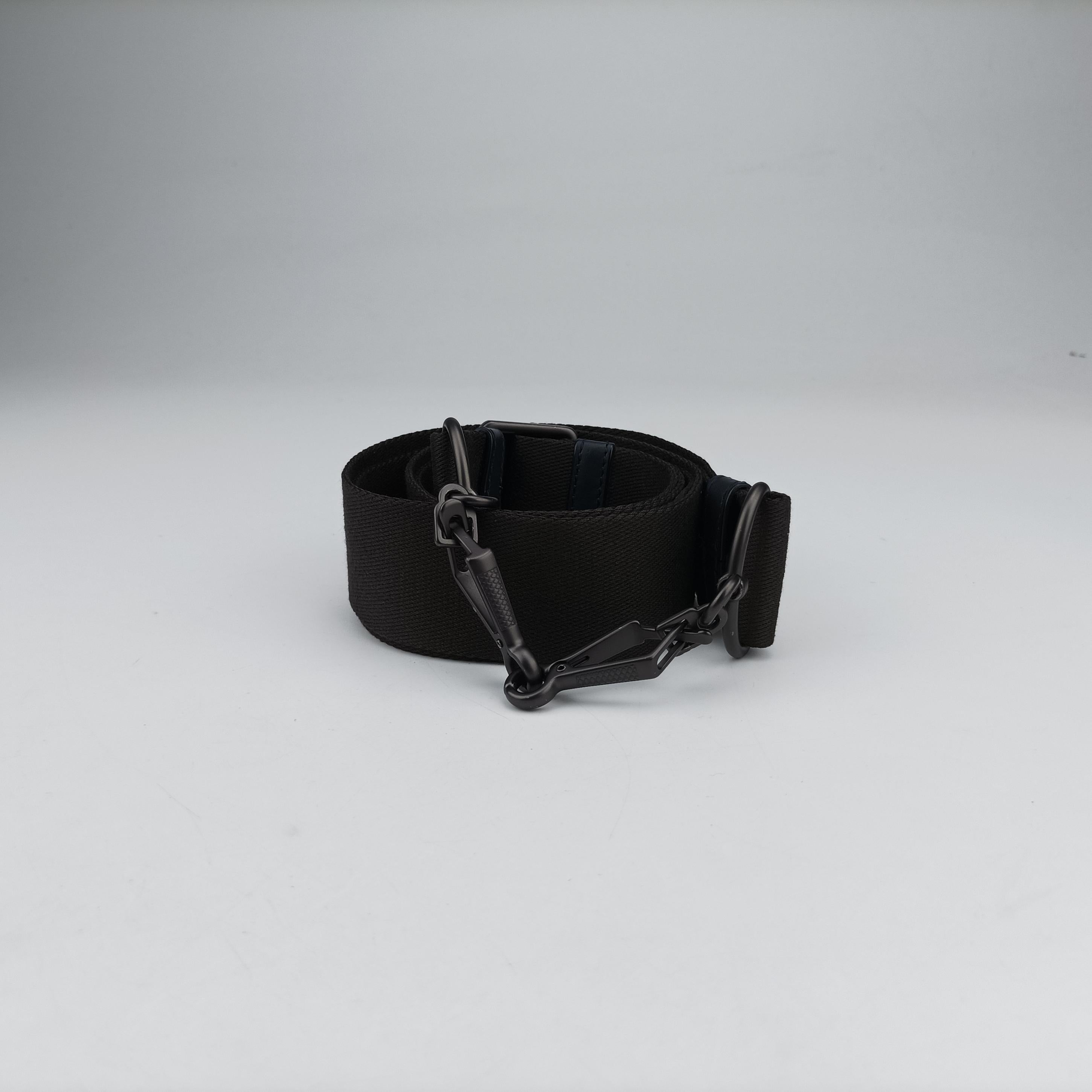 Secondhand Bottega Veneta Intrecciato Navy lambskin  shoulderbag | stylenewstar