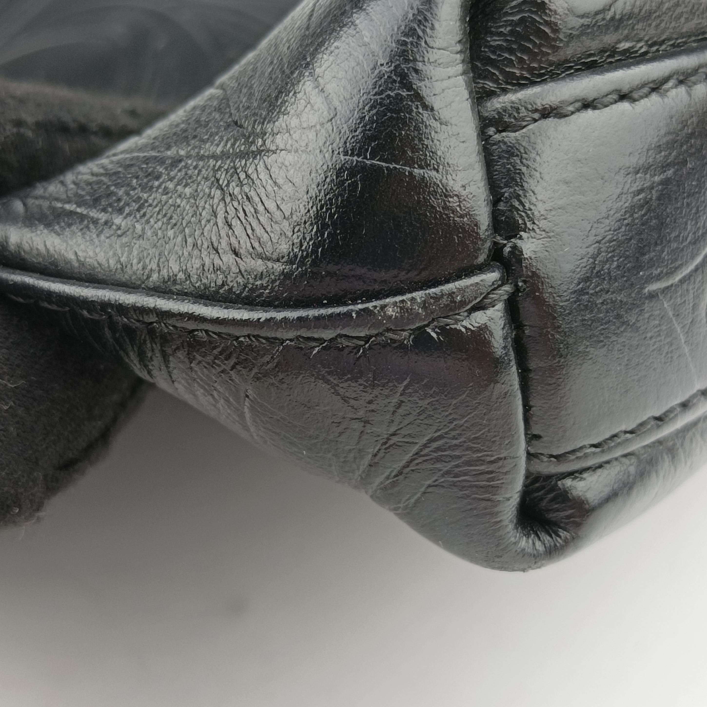 Pre-owned VERSACE Medusa Black Leather  shoulderbag | stylenewstar