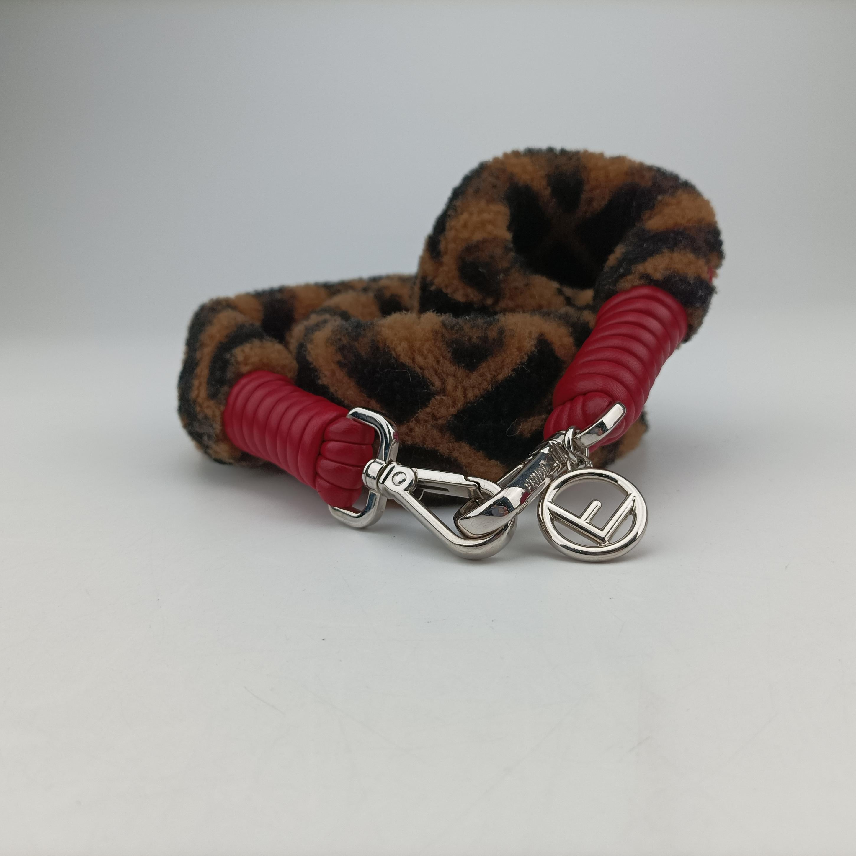 Vintage Fendi BAGUETTE Multicolour fur 8BR771 shoulderbag | stylenewstar