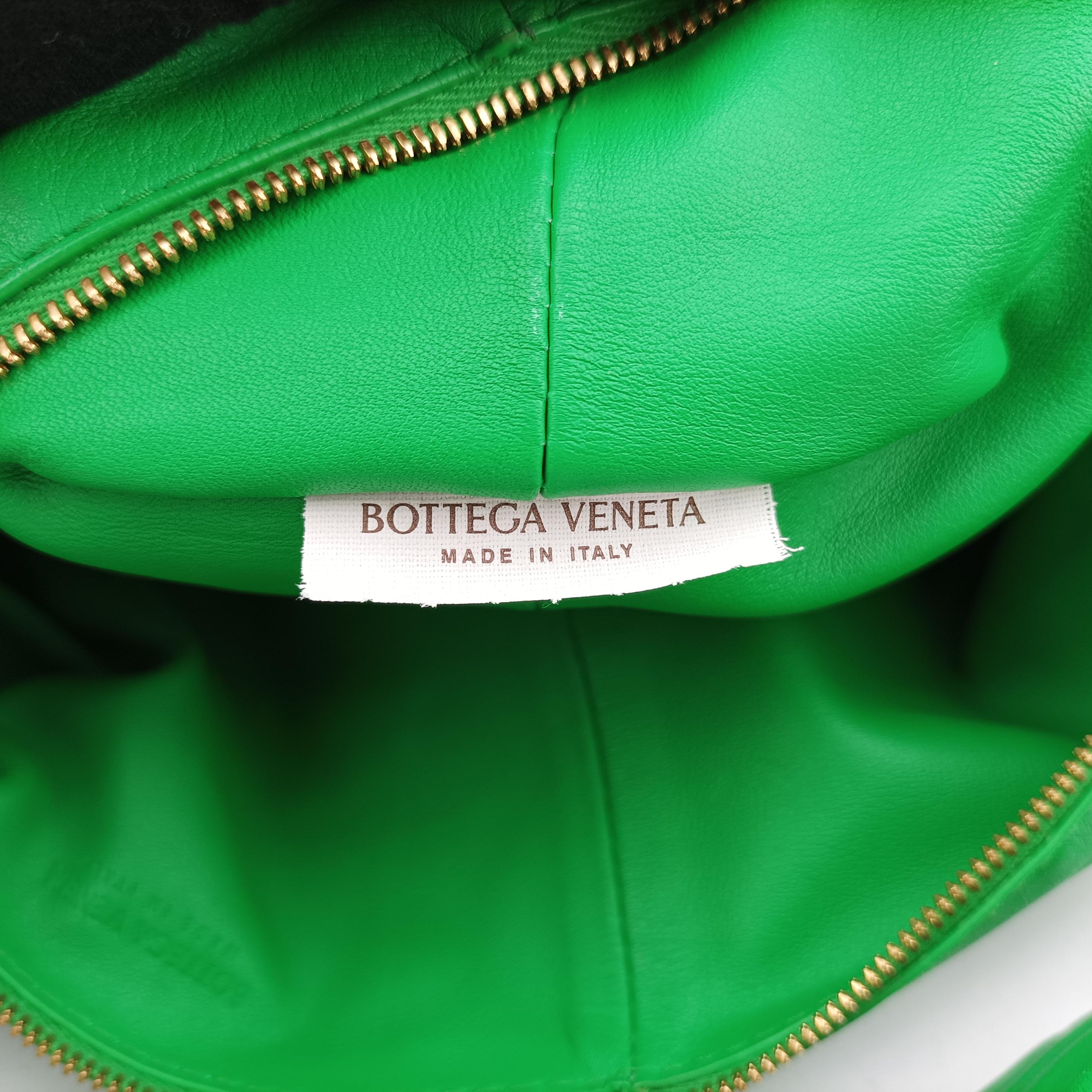 Secondhand Bottega Veneta Double Knot Green lambskin  handbag | stylenewstar