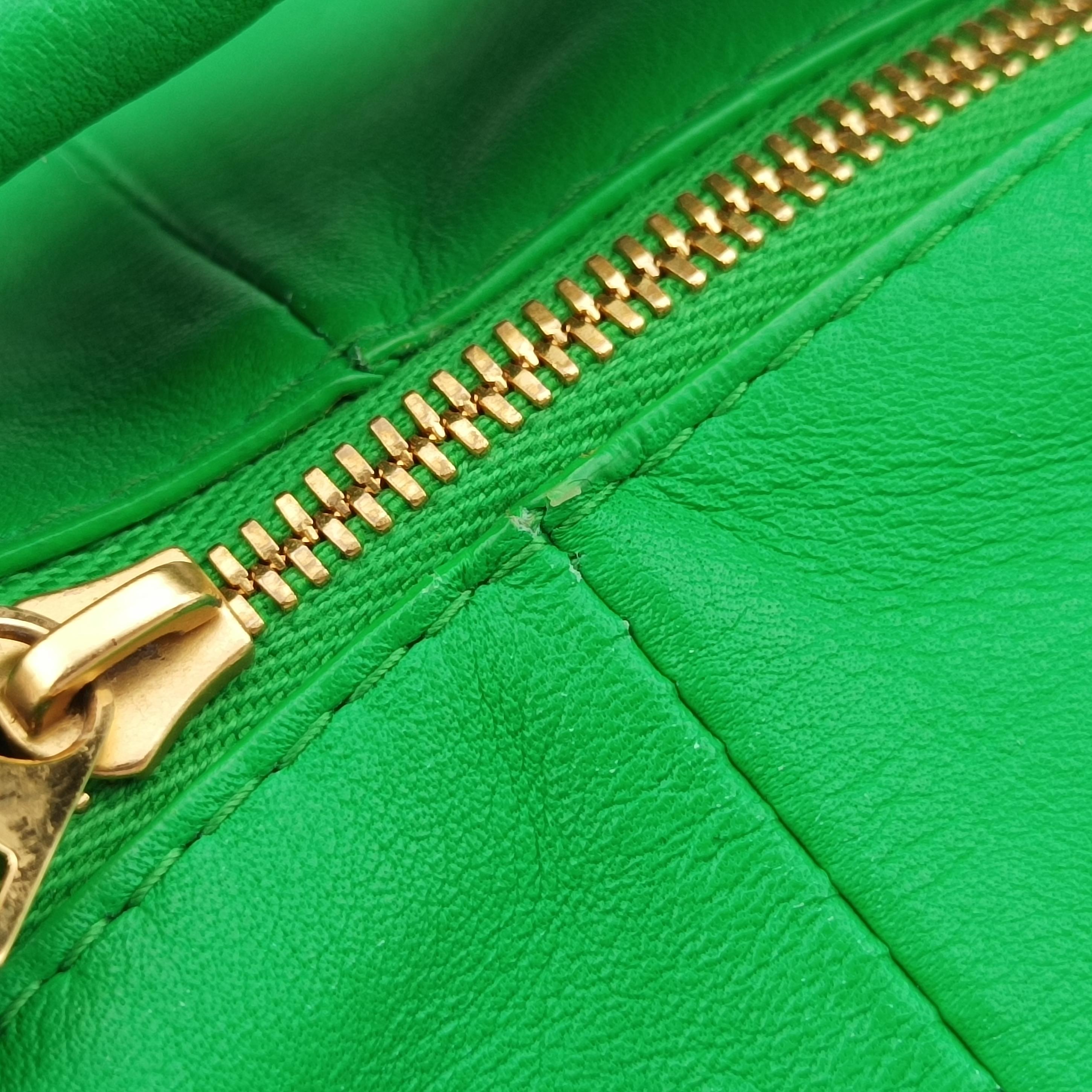 Secondhand Bottega Veneta Double Knot Green lambskin  handbag | stylenewstar