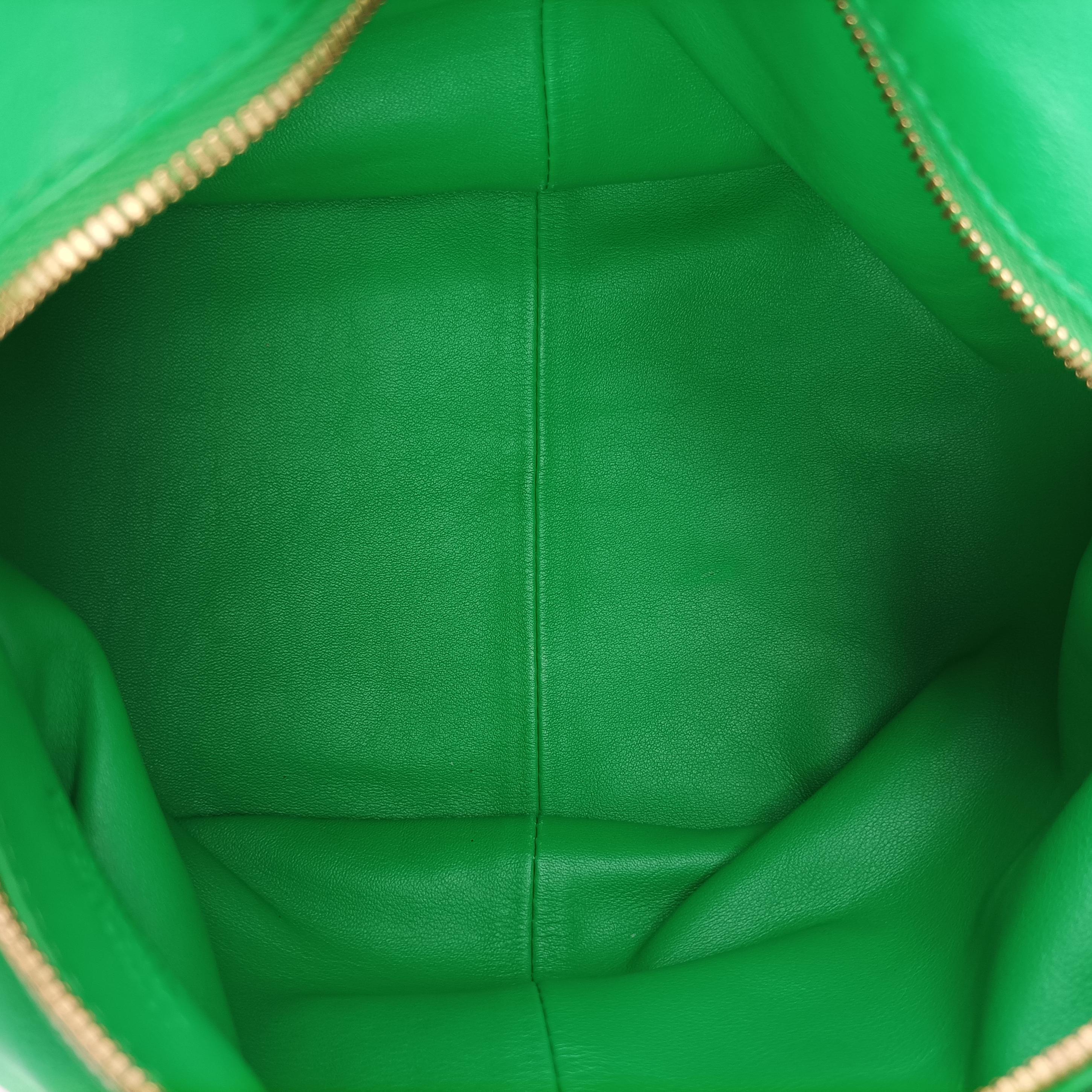 Secondhand Bottega Veneta Double Knot Green lambskin  handbag | stylenewstar