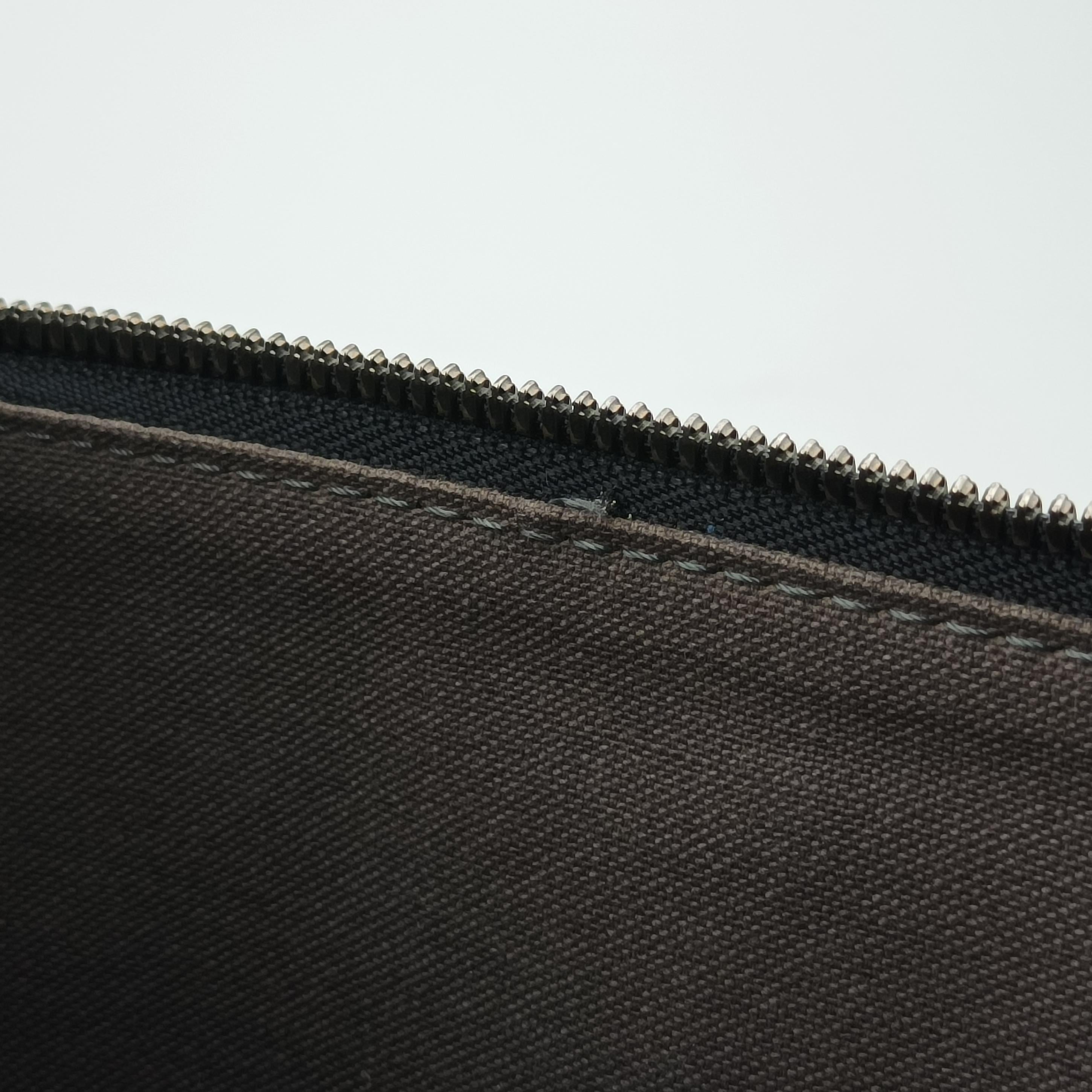 Vintage Louis Vuitton Porte Documents Jour Noir Damier Graphite  handbag | stylenewstar