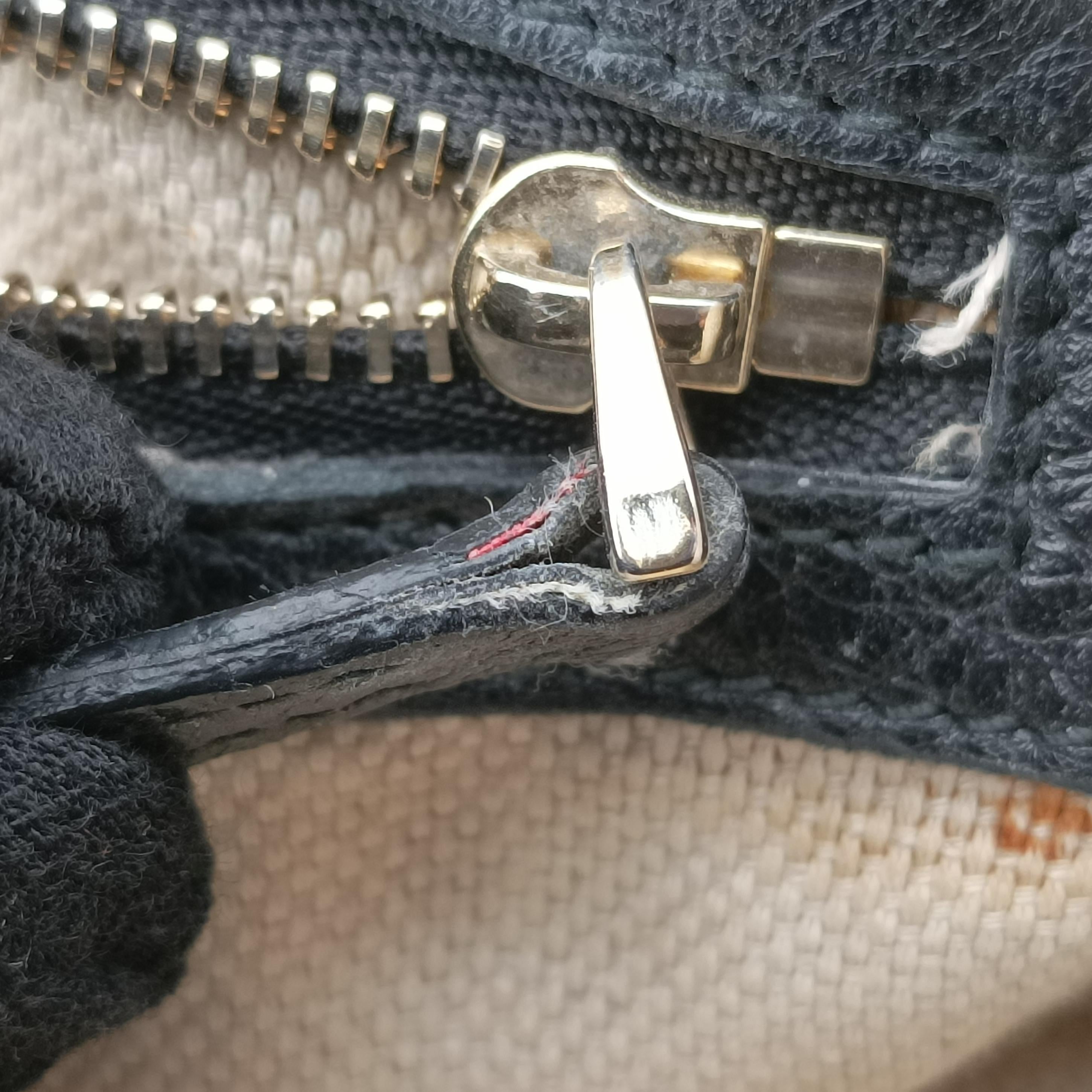 Pre-owned Gucci Soho Black Leather 308981 shoulderbag | stylenewstar