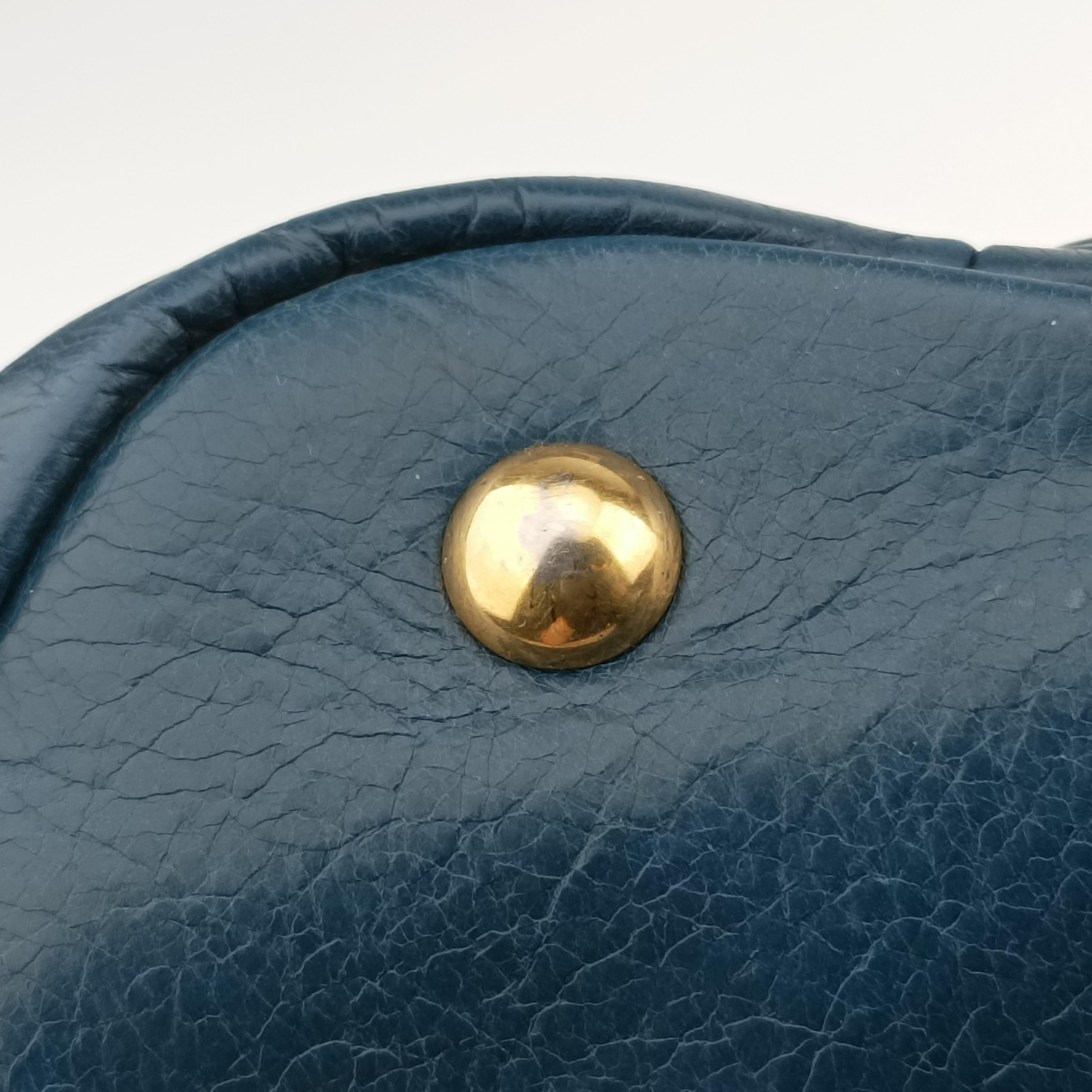 Pre-owned Miu Miu heart charm Blue Leather  shoulderbag | stylenewstar