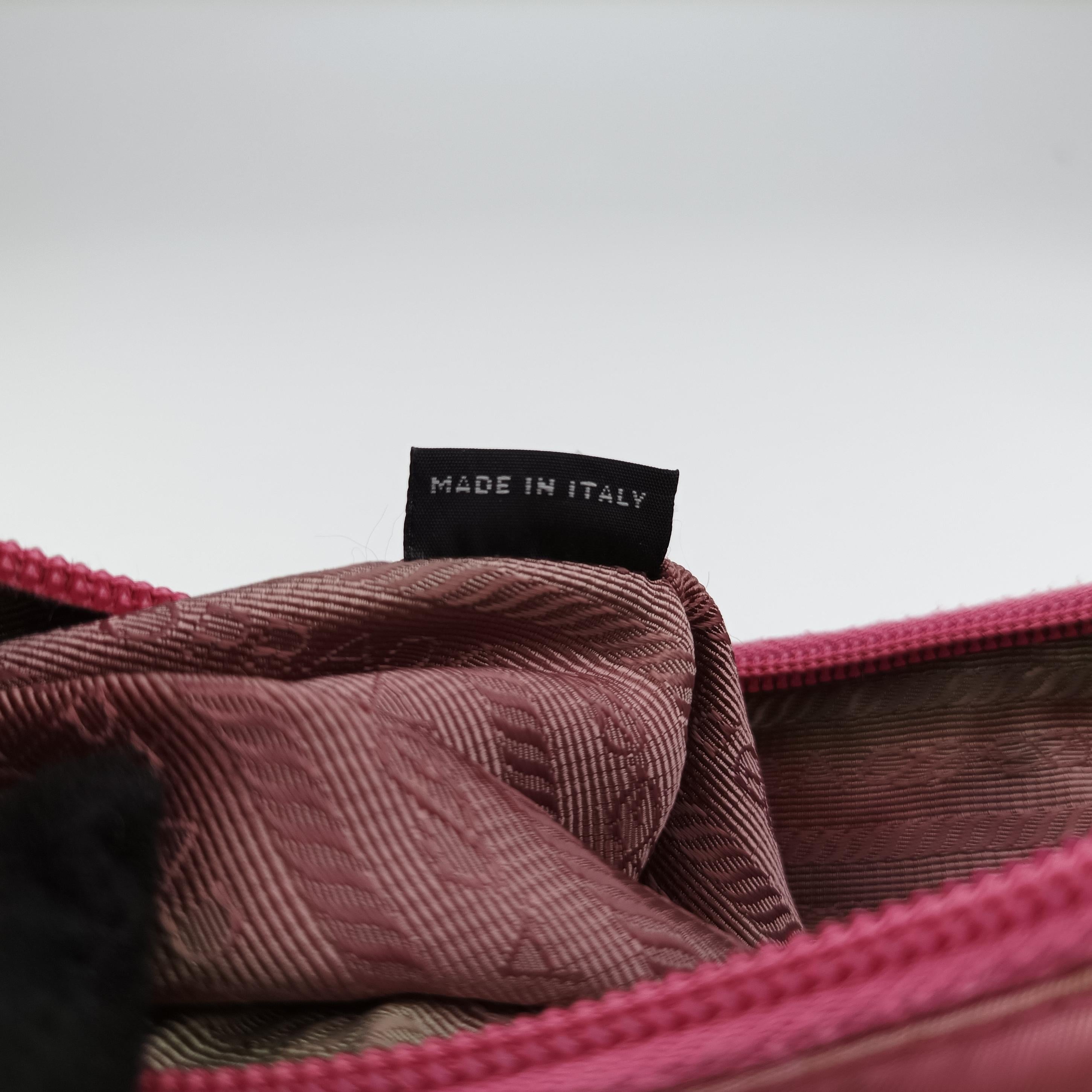 Pre-owned Prada Re-Edition2000 Pink nylon 1NE515 handbag | stylenewstar