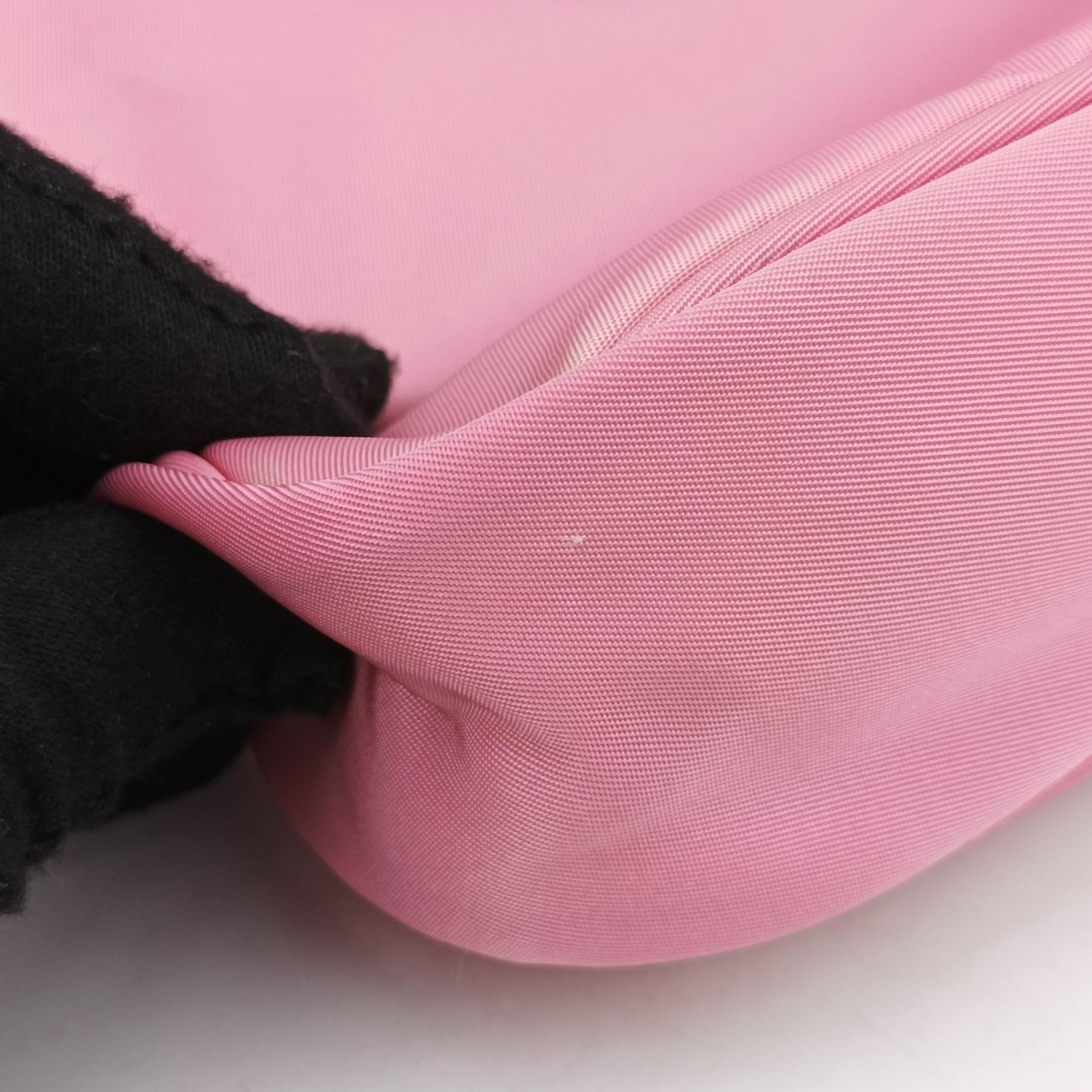 Pre-owned Prada Re-Edition2000 Pink nylon 1NE515 handbag | stylenewstar