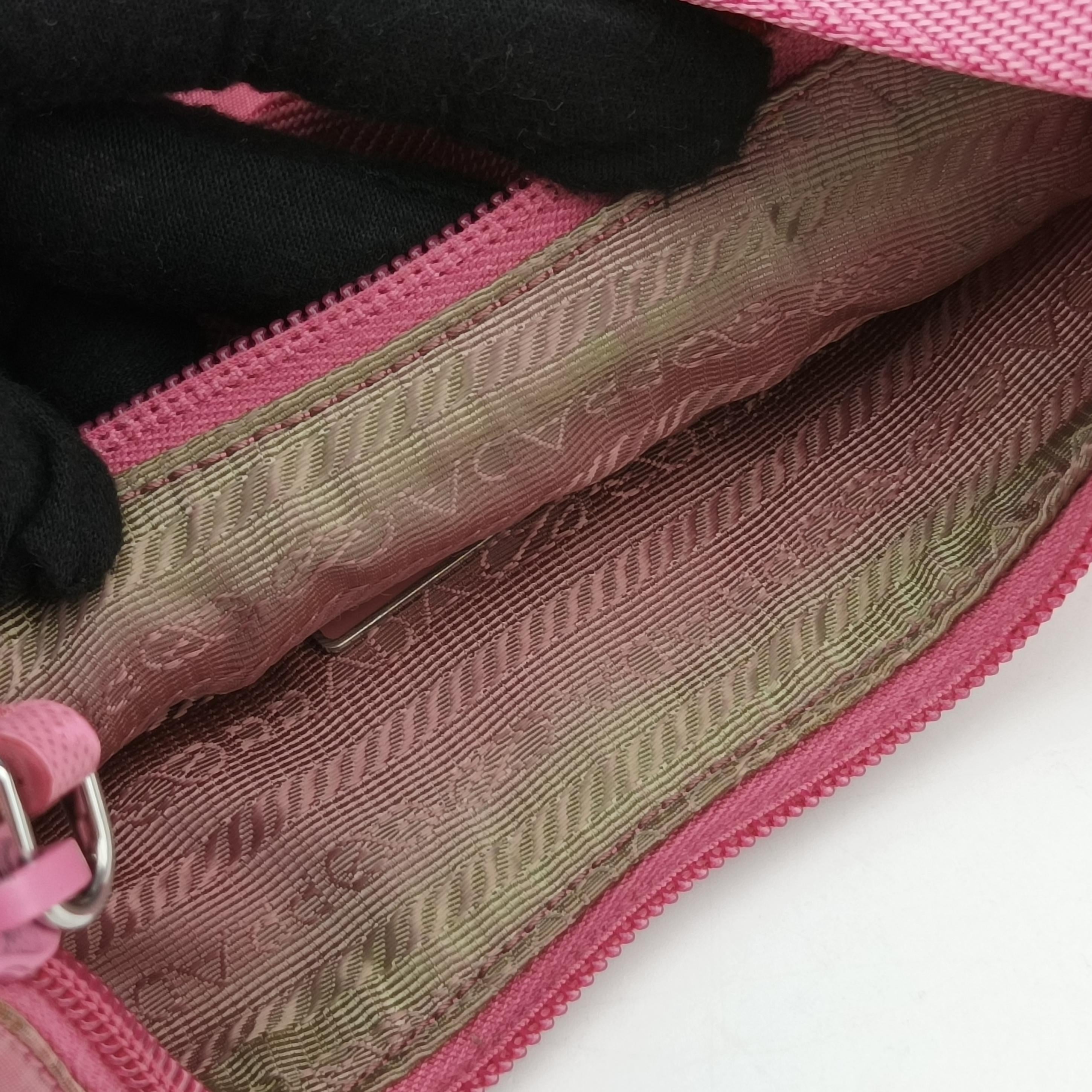 Pre-owned Prada Re-Edition2000 Pink nylon 1NE515 handbag | stylenewstar