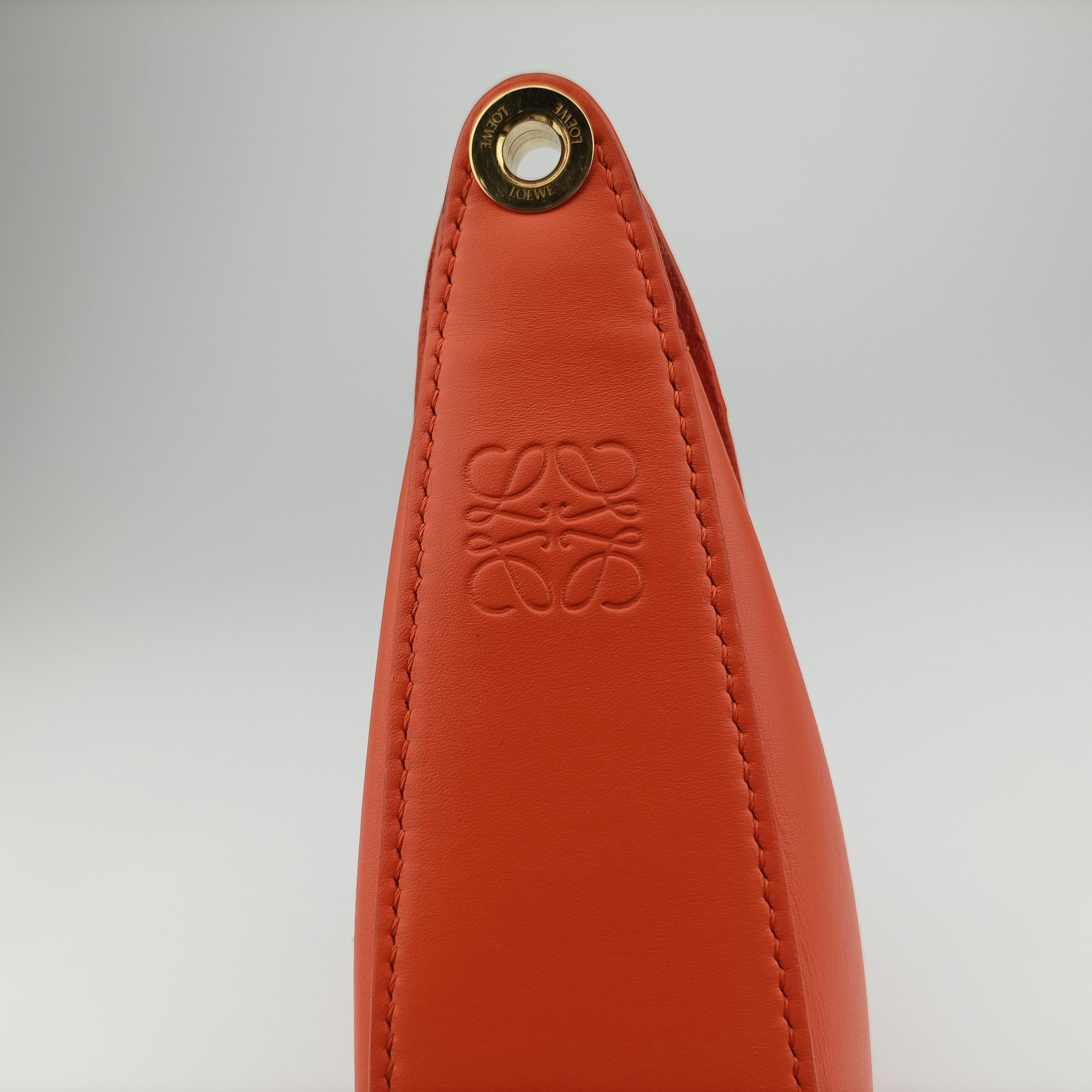 Pre-owned Loewe Luna Orange leather  shoulderbag | stylenewstar
