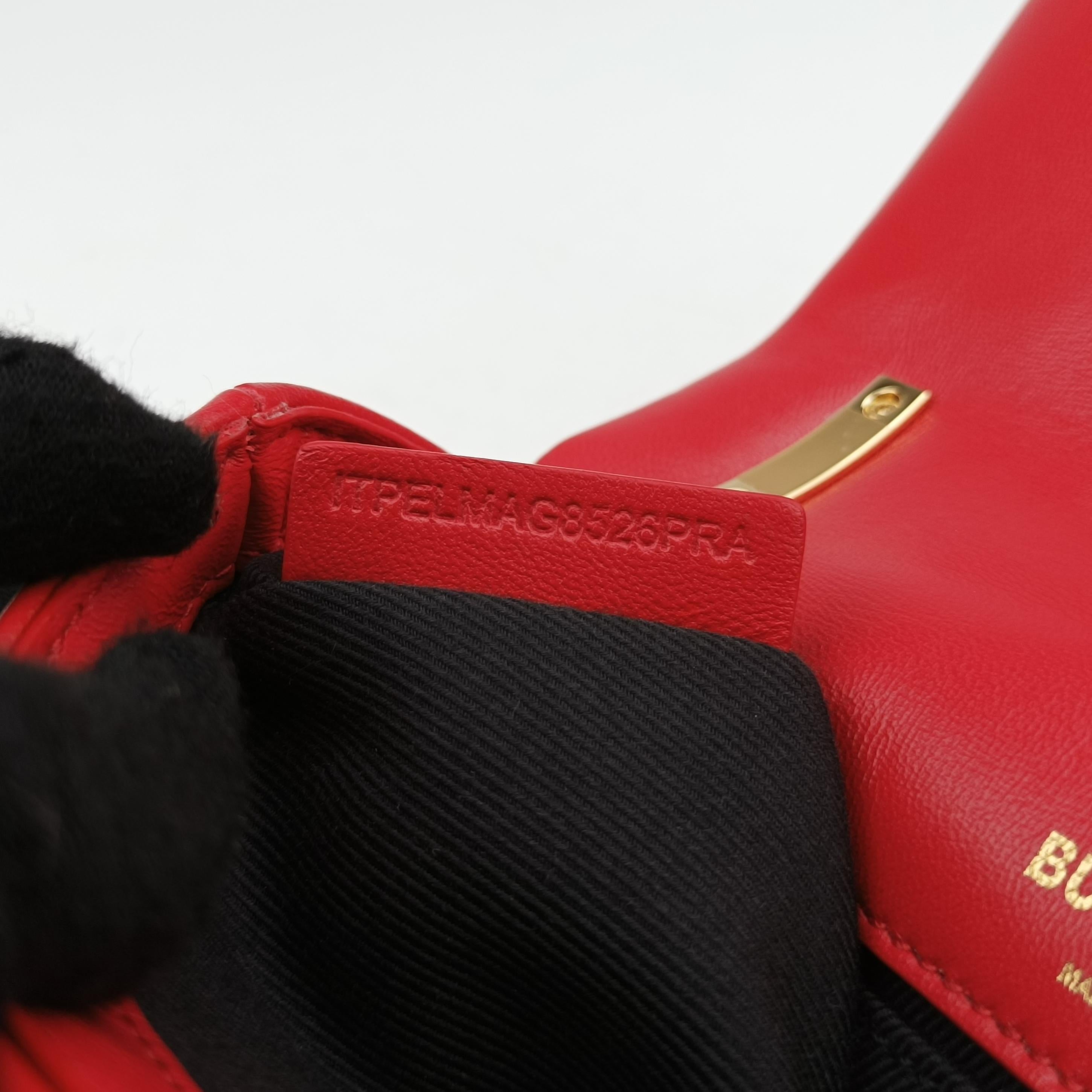Pre-owned Burberry Lola chain TB Red Leather  shoulderbag | stylenewstar