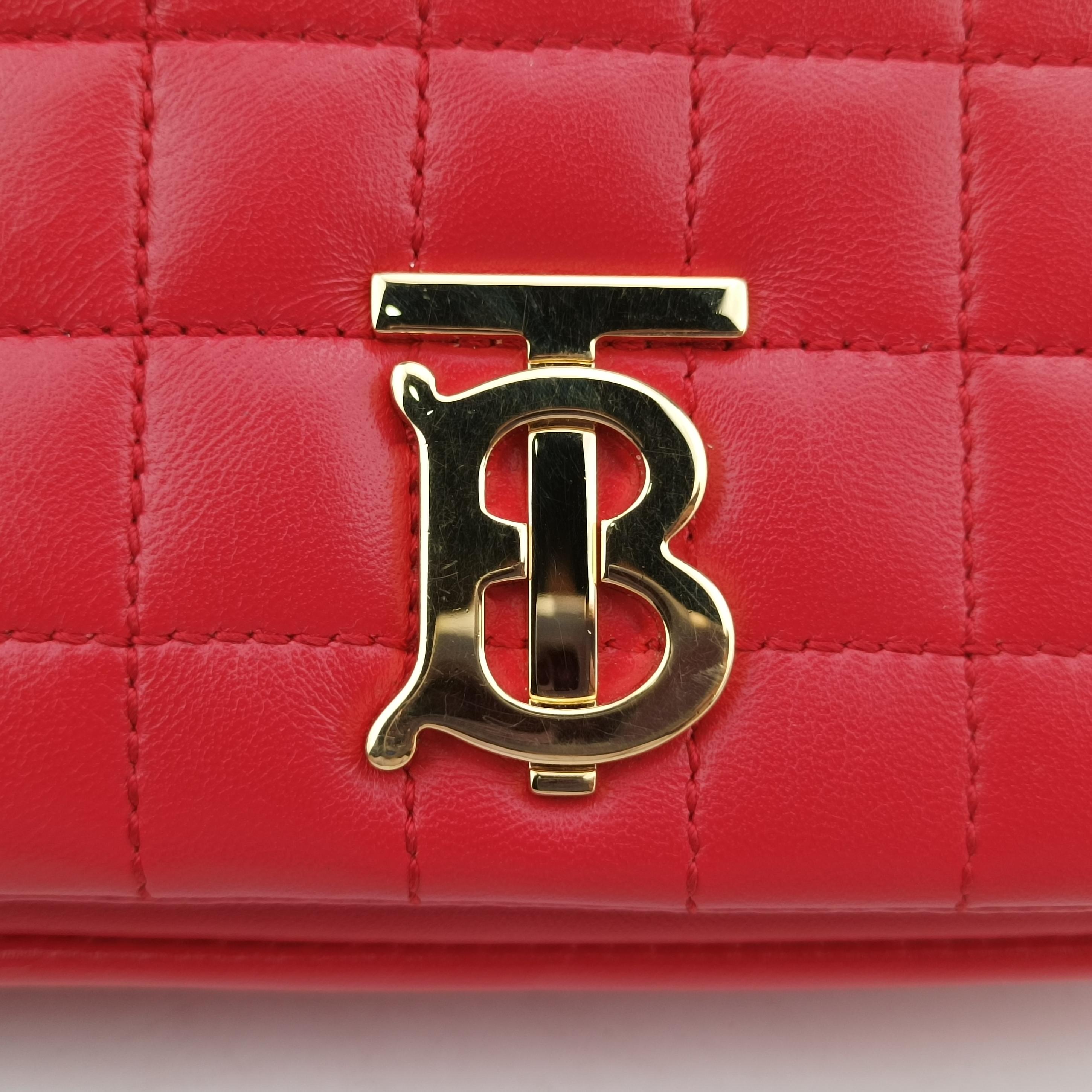Pre-owned Burberry Lola chain TB Red Leather  shoulderbag | stylenewstar