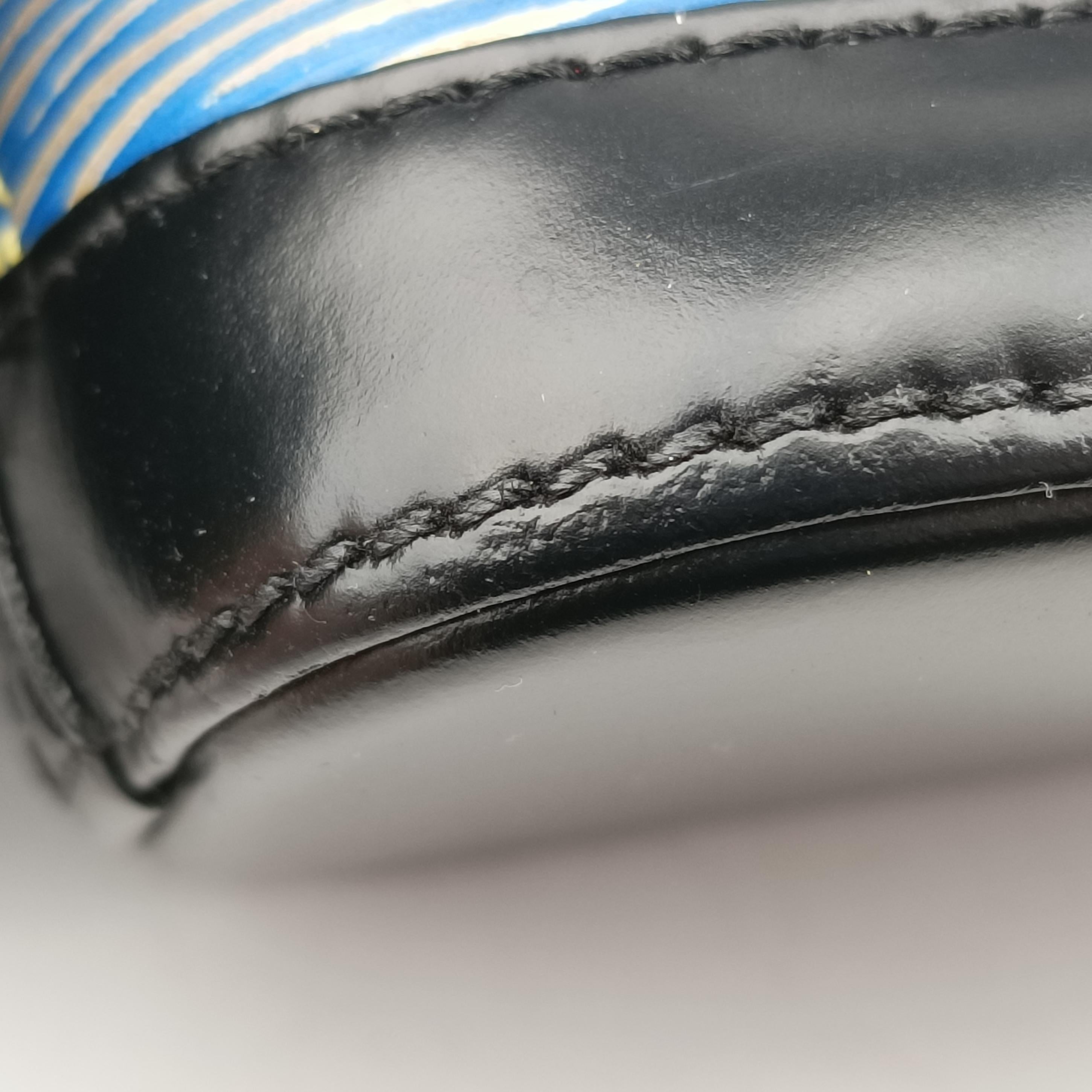 Secondhand Louis Vuitton Nano Alma DENIM BLEU×black epi M41578 shoulderbag | stylenewstar