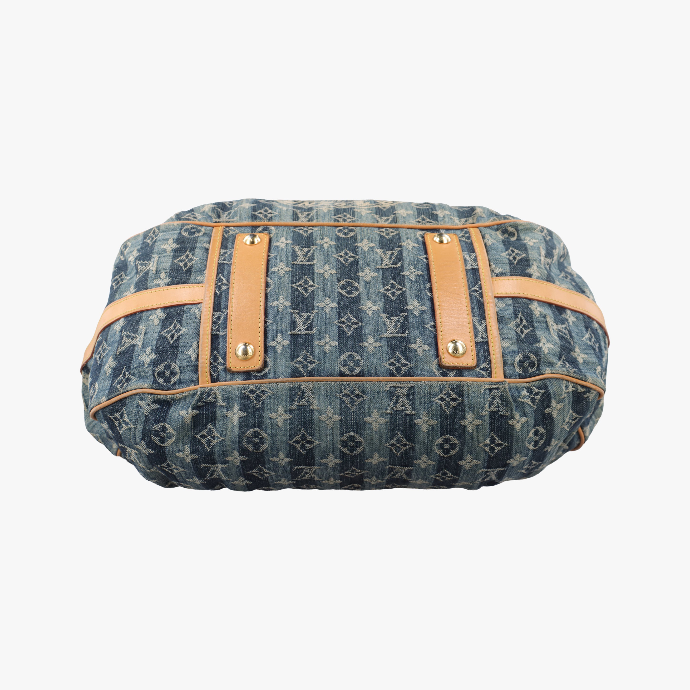 Vintage Louis Vuitton Monogram Cabas Raye GM blue Denim M95336 shoulderbag | stylenewstar