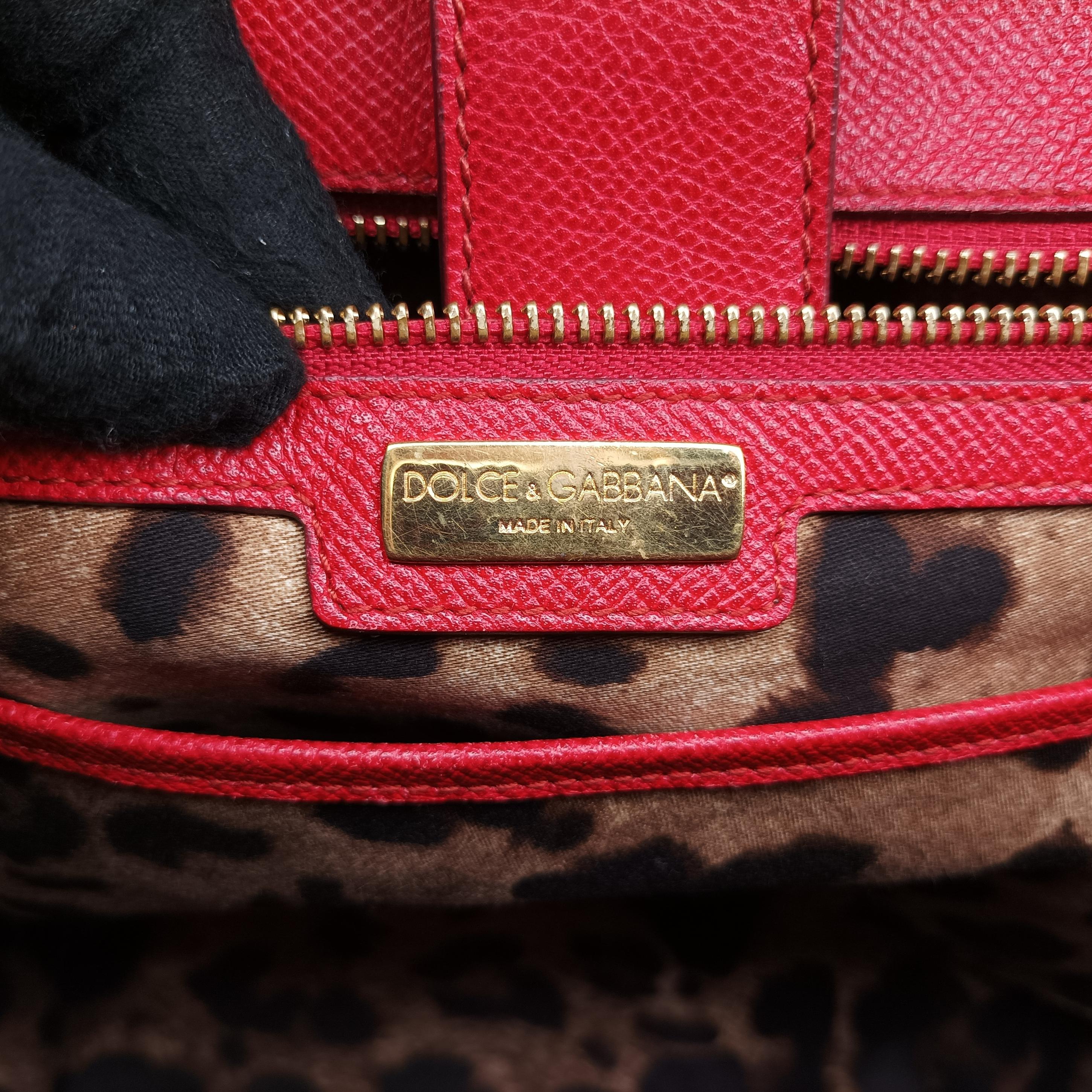 Secondhand Dolce & Gabbana SICILY Red Leather  handbag | stylenewstar