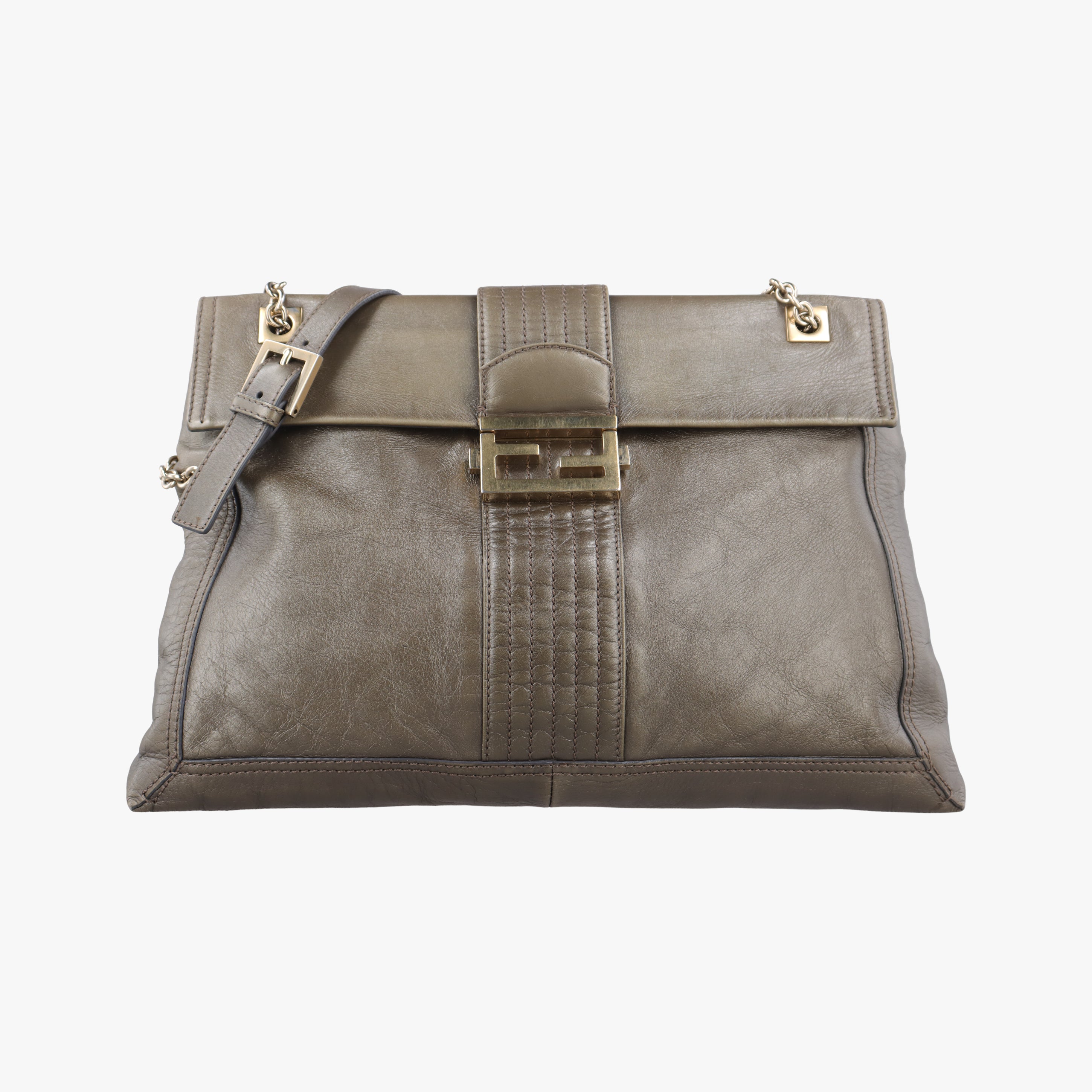 Pre-owned Fendi Maxi Baguette Flap Golden Leather 8BT143 shoulderbag | stylenewstar