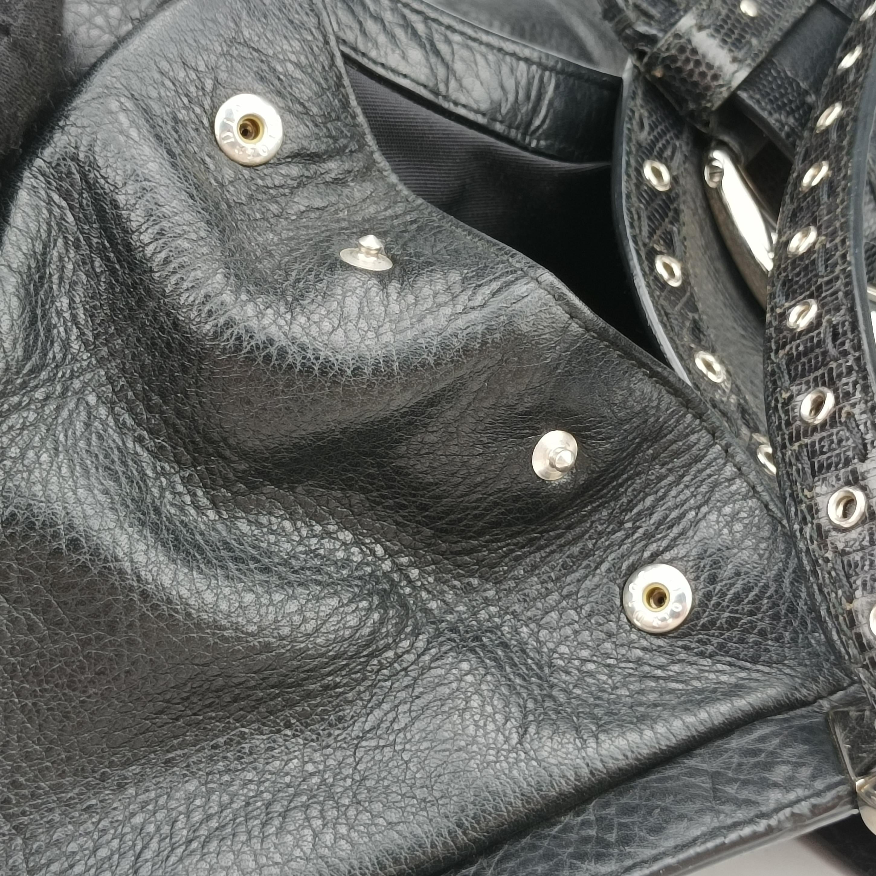 Pre-owned Christian Dior Savane Black Leather  handbag | stylenewstar