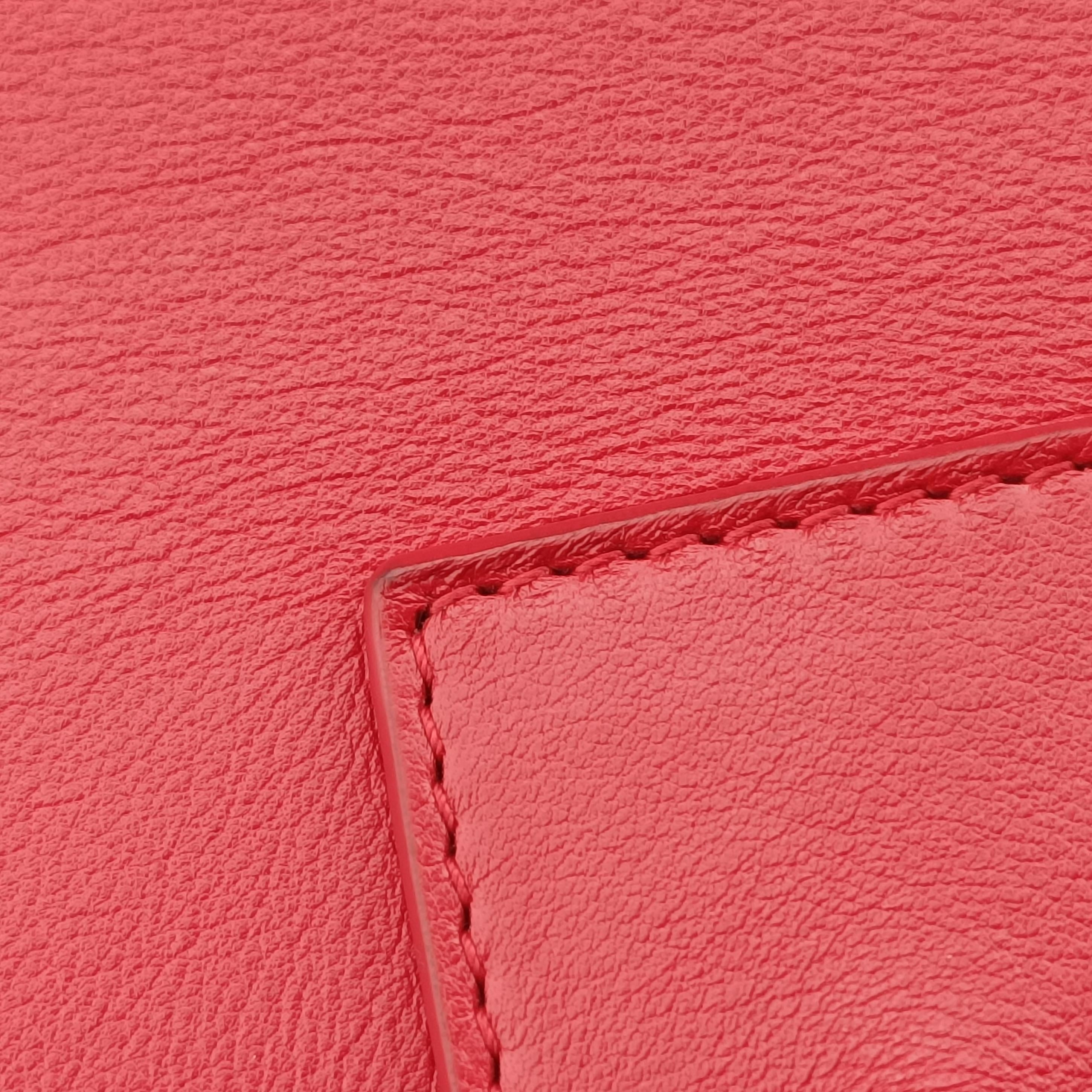 Secondhand Yves Saint Laurent SAC DE JOUR Red Leather 324823 shoulderbag | stylenewstar