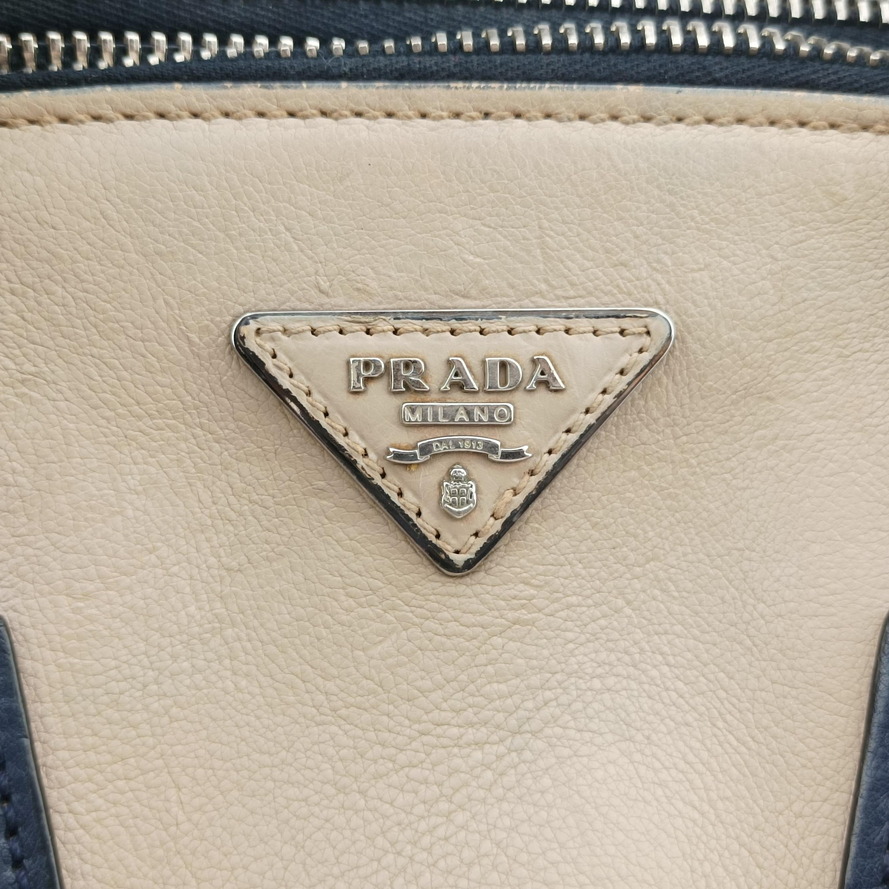 Pre-owned Prada Twin Pocket Tote Beige x Navy leather  shoulderbag | stylenewstar