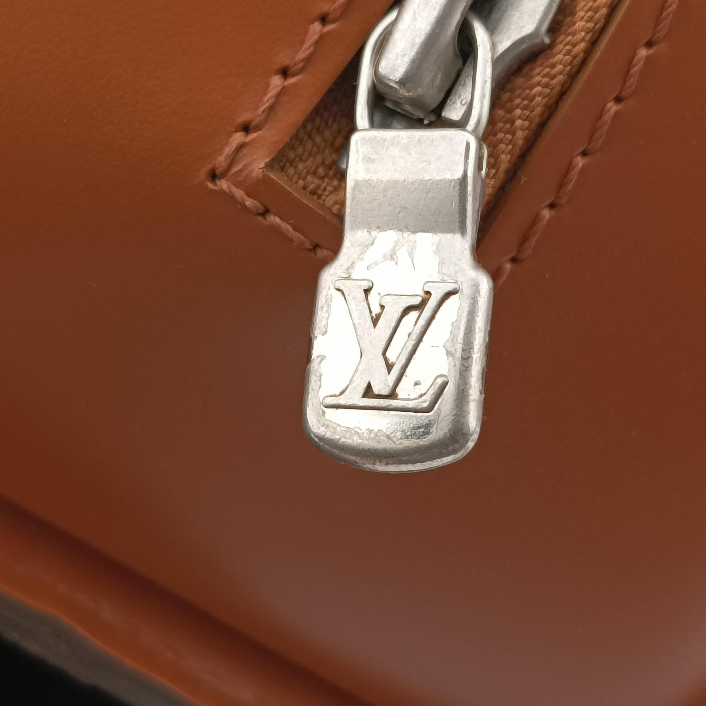 Pre-owned Louis Vuitton Epi Pont Neuf Brown epi M52058 handbag | stylenewstar