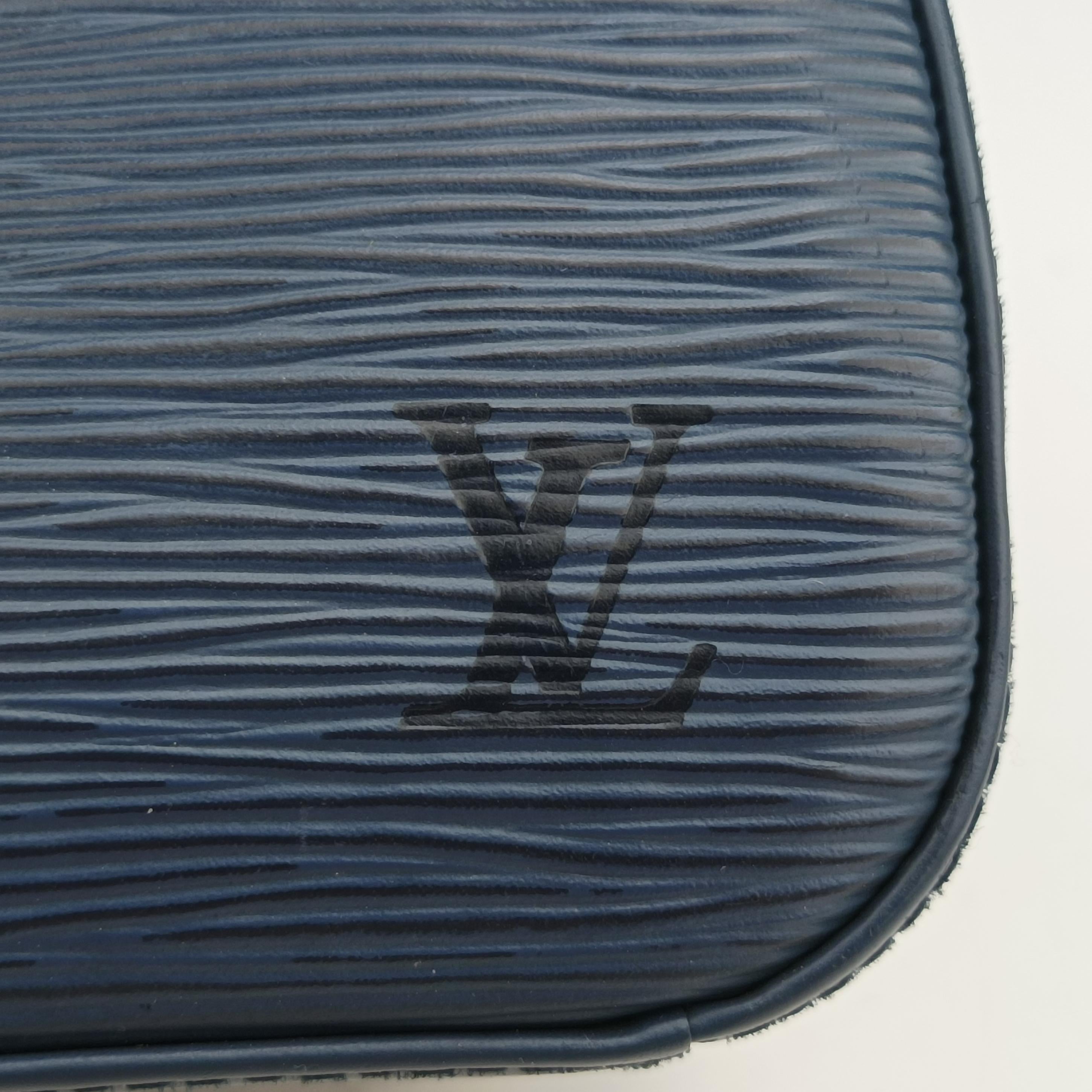 Pre-owned Louis Vuitton jasmine MYRTILLE epi M5278G handbag | stylenewstar