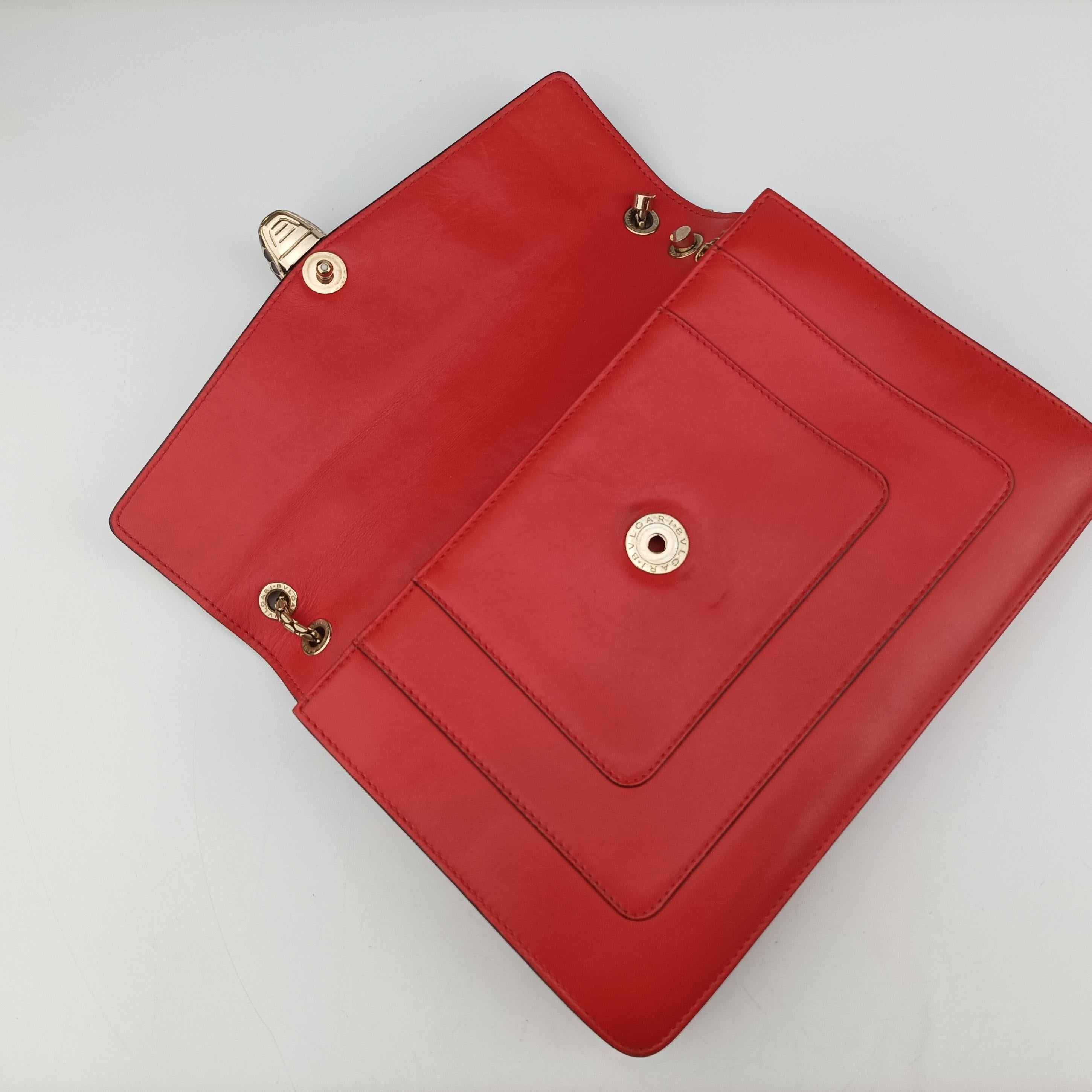 Secondhand Bvlgari Serpenti Forever Red leather  shoulderbag | stylenewstar