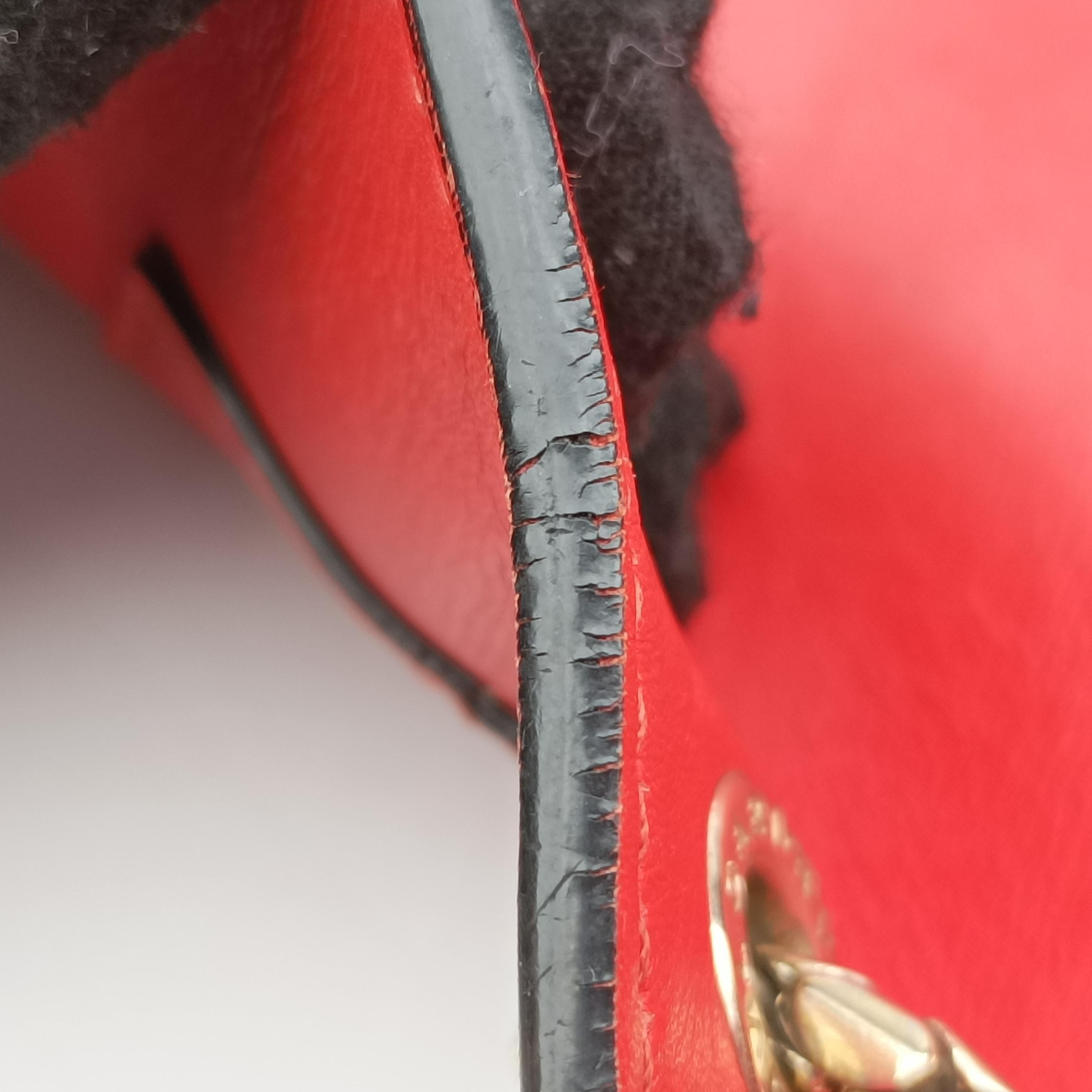 Secondhand Bvlgari Serpenti Forever Red leather  shoulderbag | stylenewstar