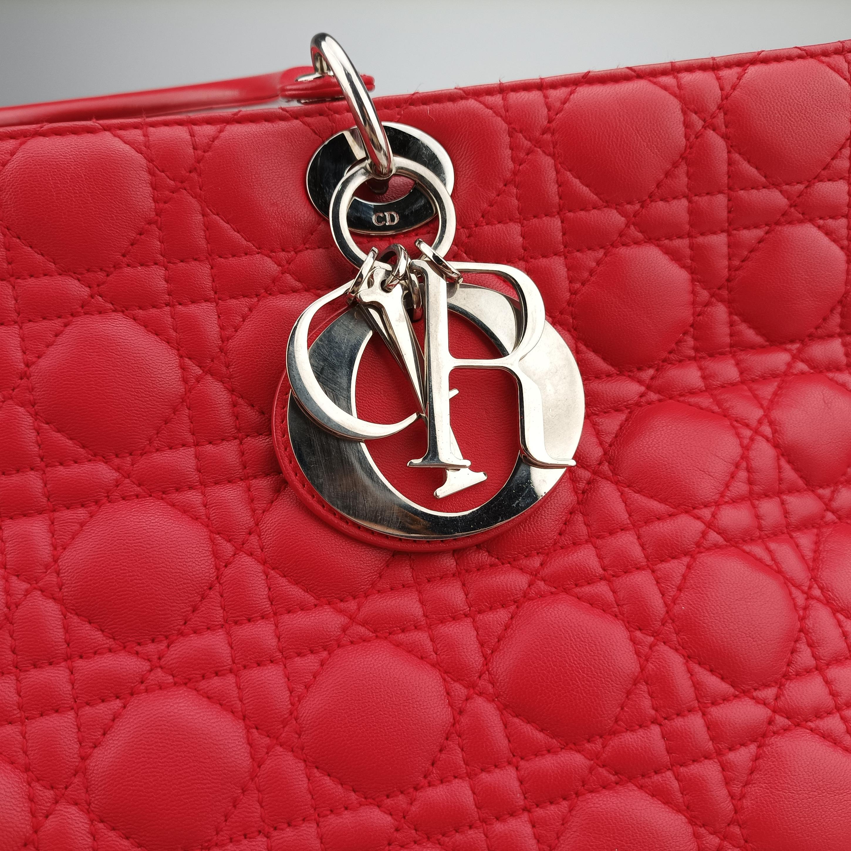Pre-owned Christian Dior Lady Dior Red lambskin  shoulderbag | stylenewstar