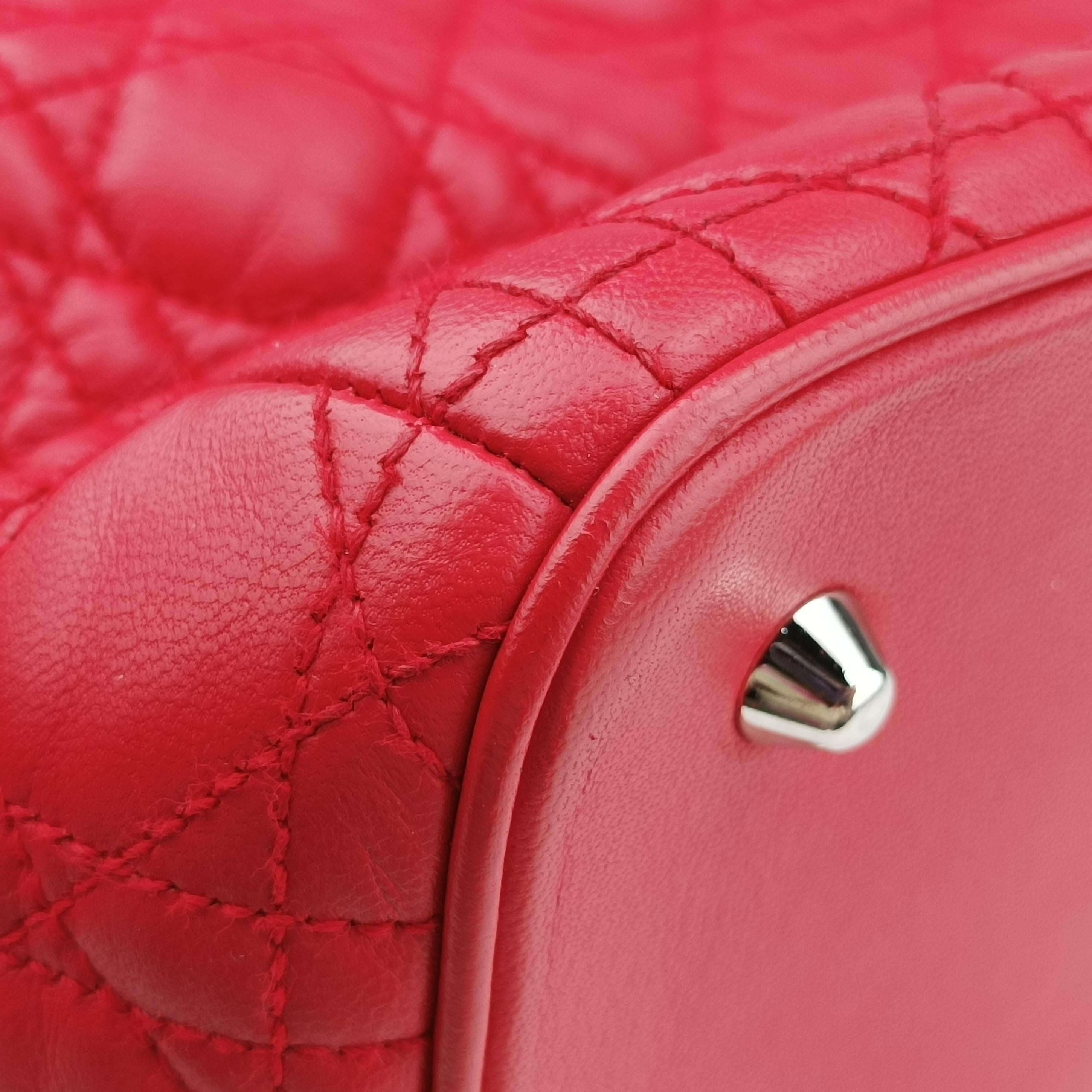 Pre-owned Christian Dior Lady Dior Red lambskin  shoulderbag | stylenewstar