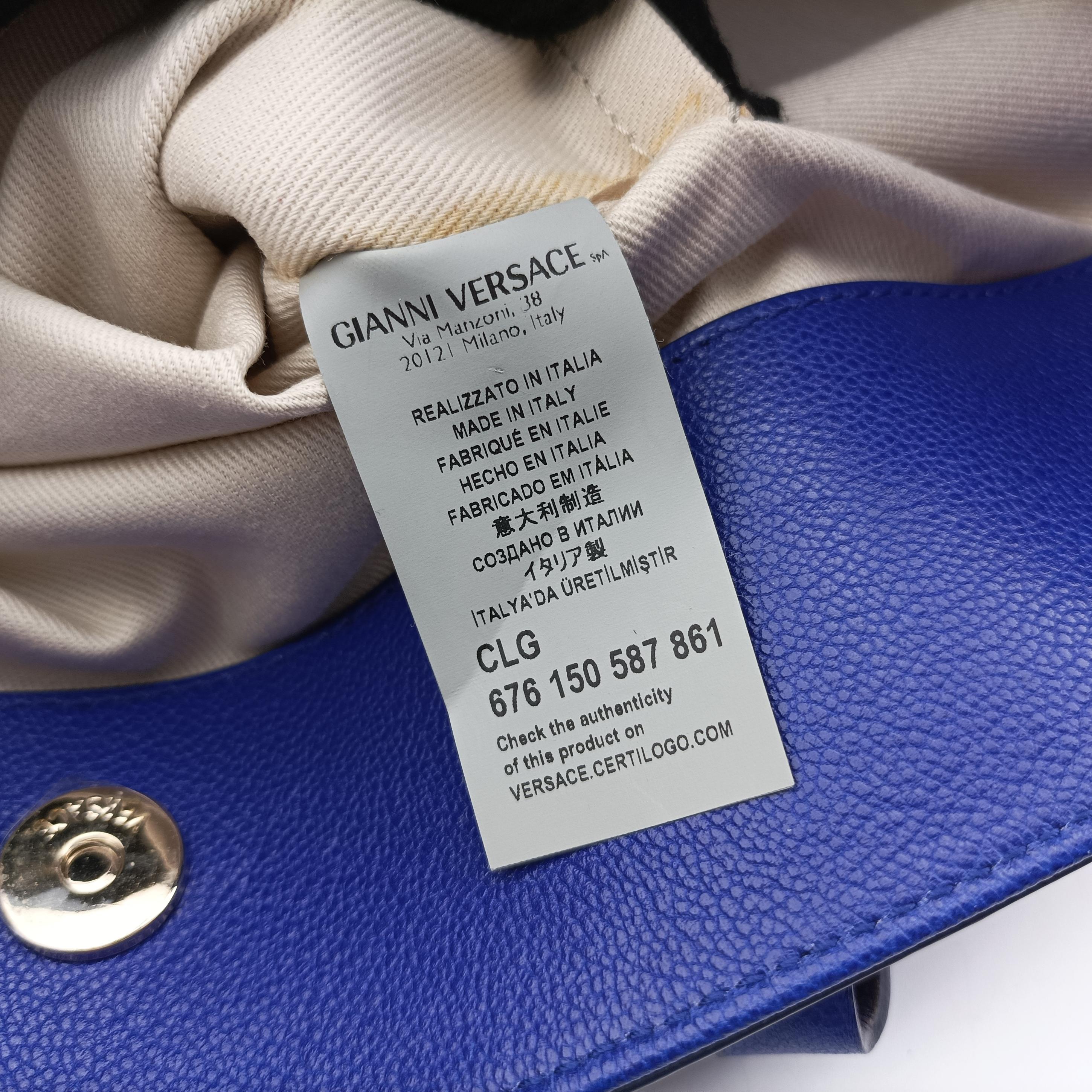 Pre-owned VERSACE La Medusa Blue Leather  shoulderbag | stylenewstar