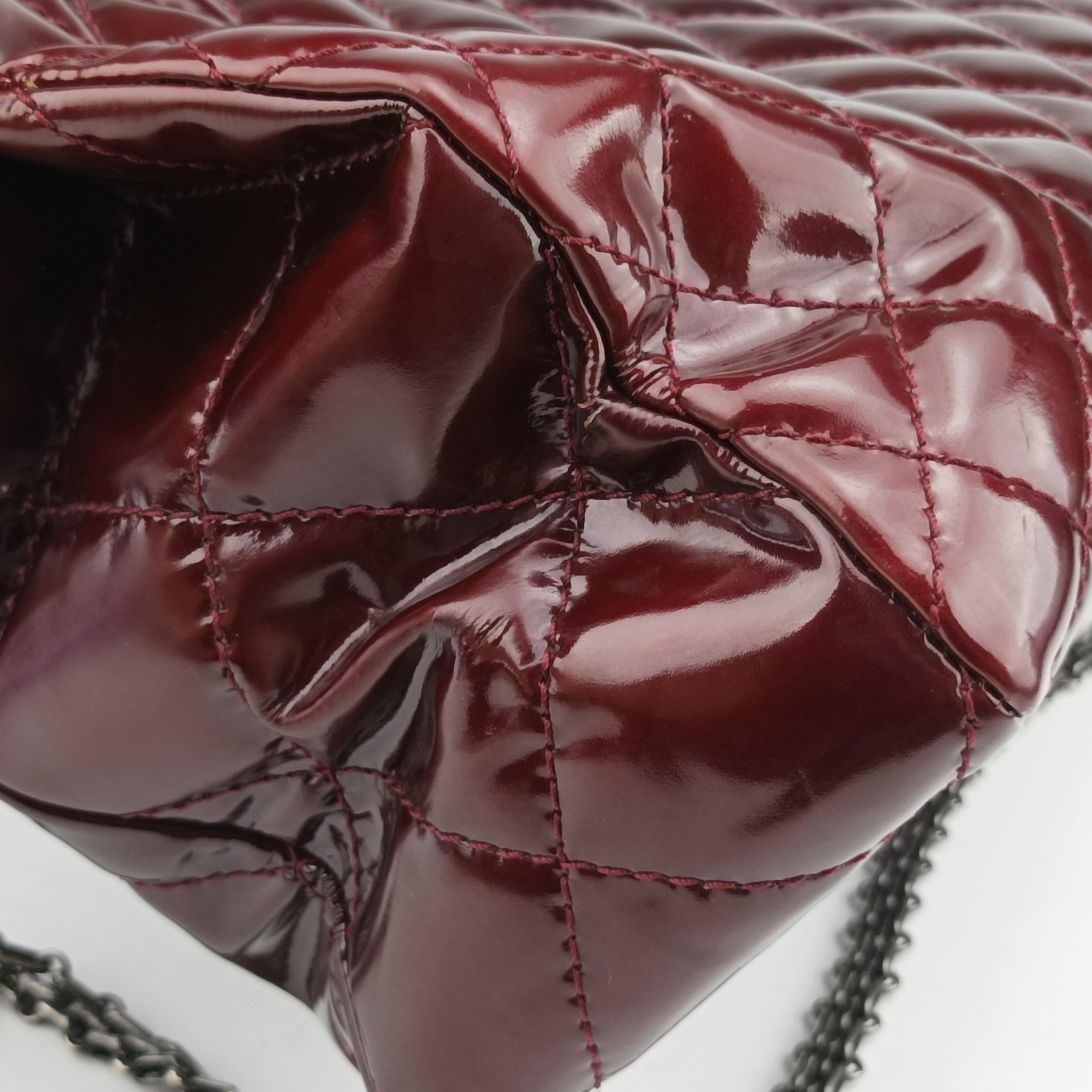 Pre-owned Chanel 2.55 Shopper tote Burgundy Patent A50976 shoulderbag | stylenewstar
