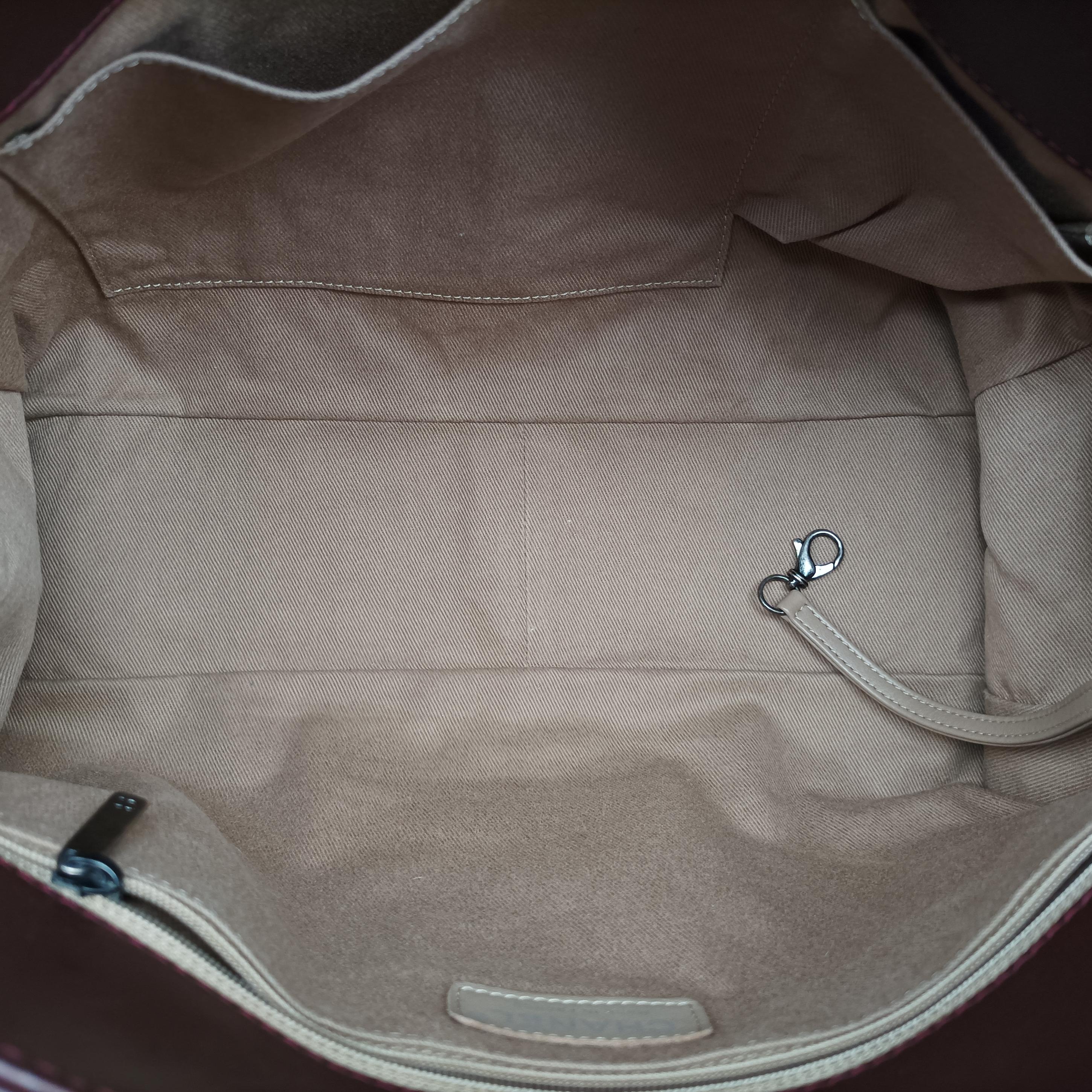 Pre-owned Chanel 2.55 Shopper tote Burgundy Patent A50976 shoulderbag | stylenewstar