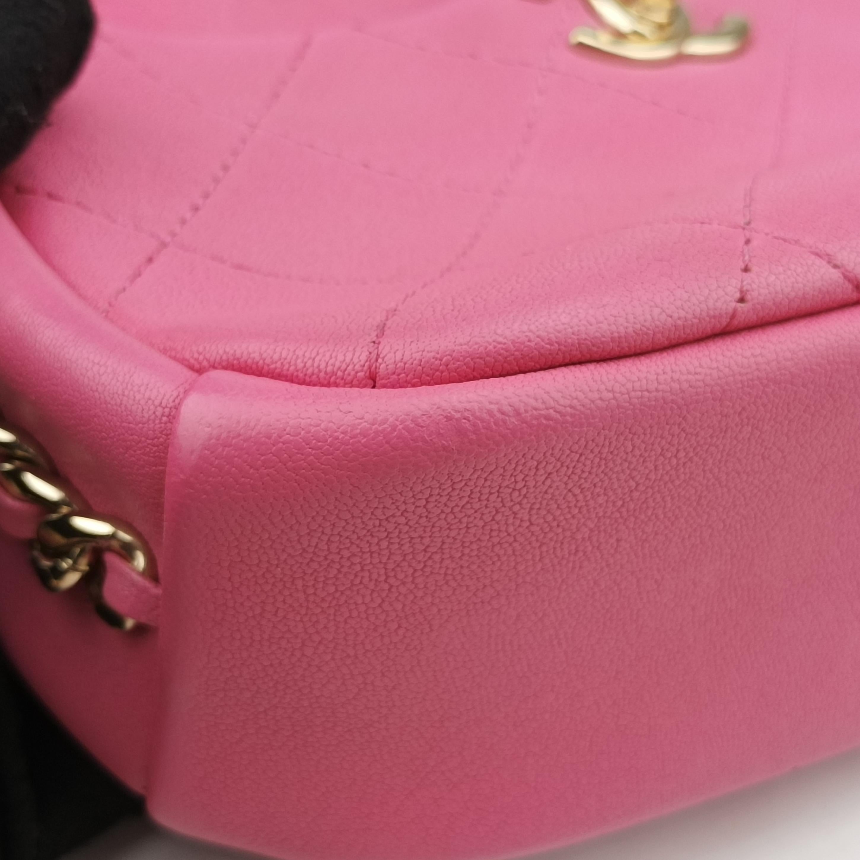 Pre-owned Chanel matelasse camera Pink Leather AS0137 shoulderbag | stylenewstar