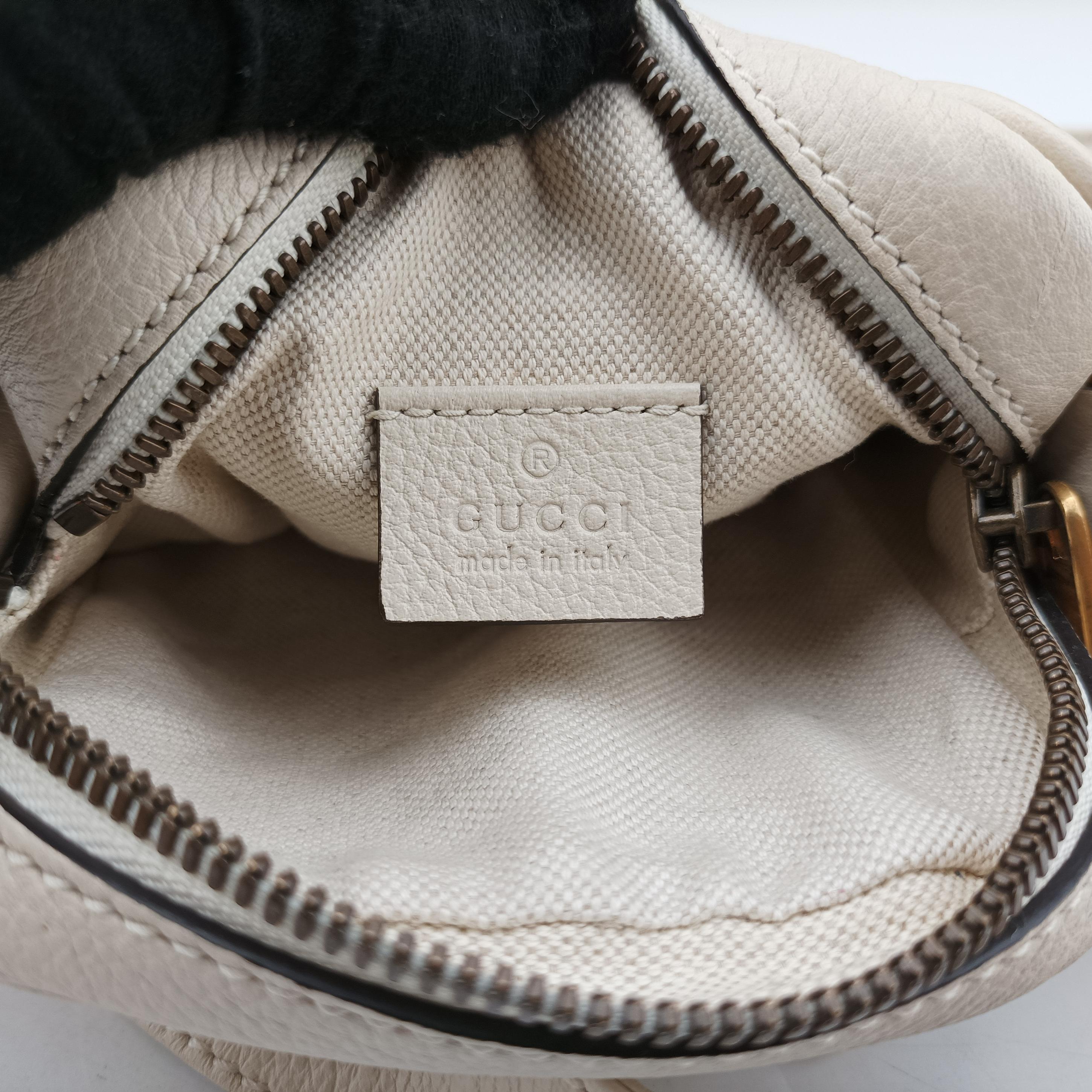 Pre-owned Gucci Print Messenger White Leather 574803 shoulderbag | stylenewstar