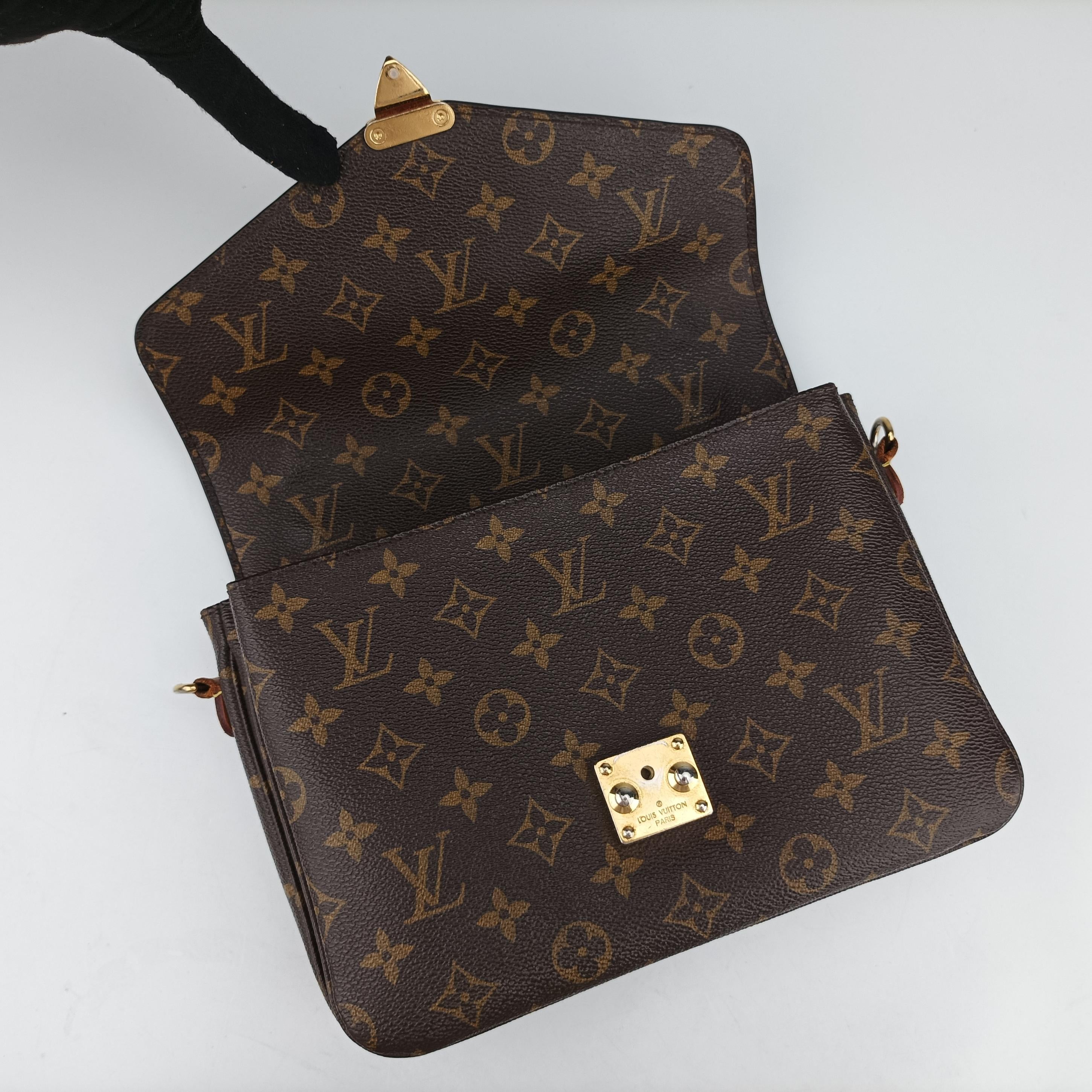 Pre-owned Louis Vuitton Pochette Metis MM Brown Monogram Canvas M44875 shoulderbag | stylenewstar
