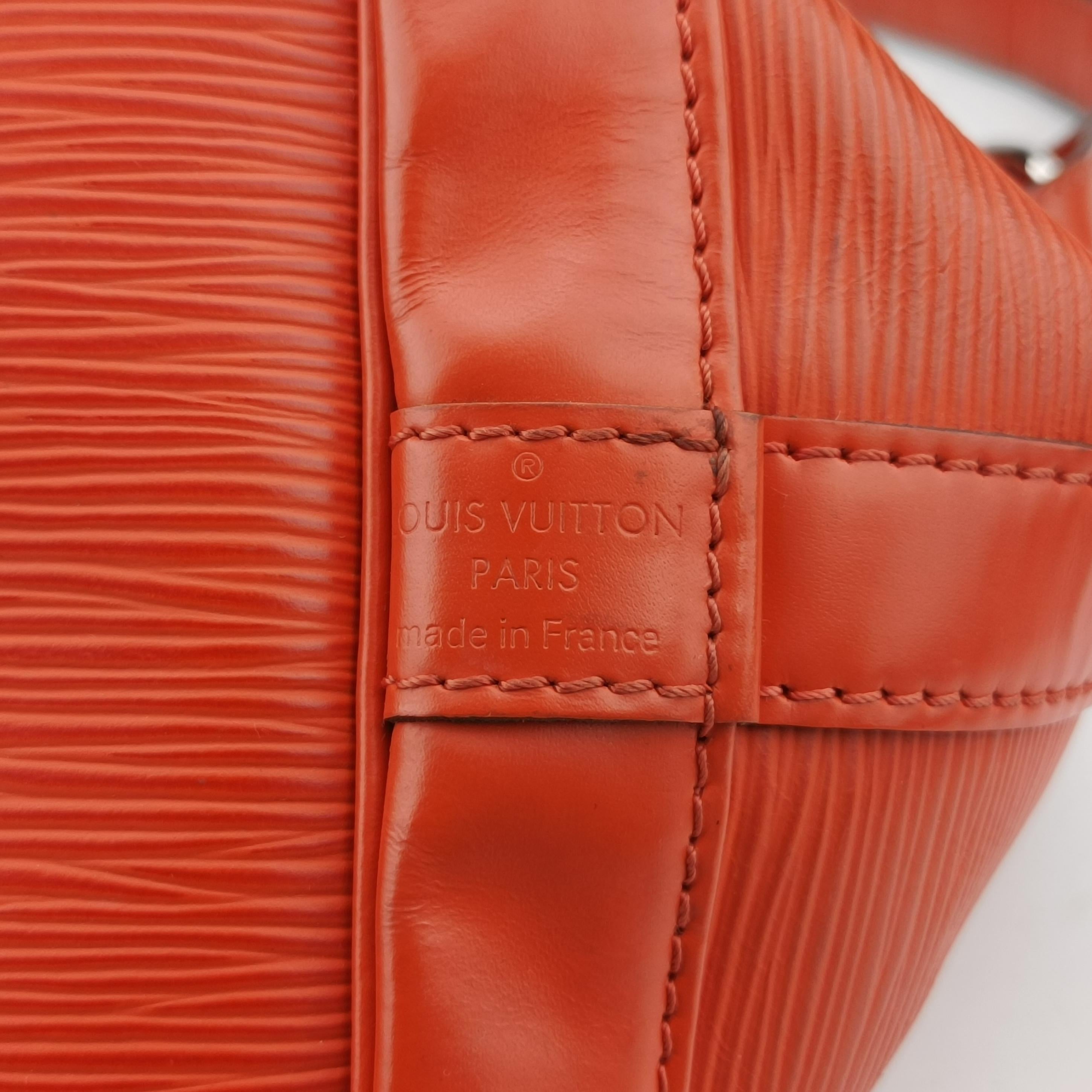 Pre-owned Louis Vuitton NOe PIMENT Epi M40842 shoulderbag | stylenewstar
