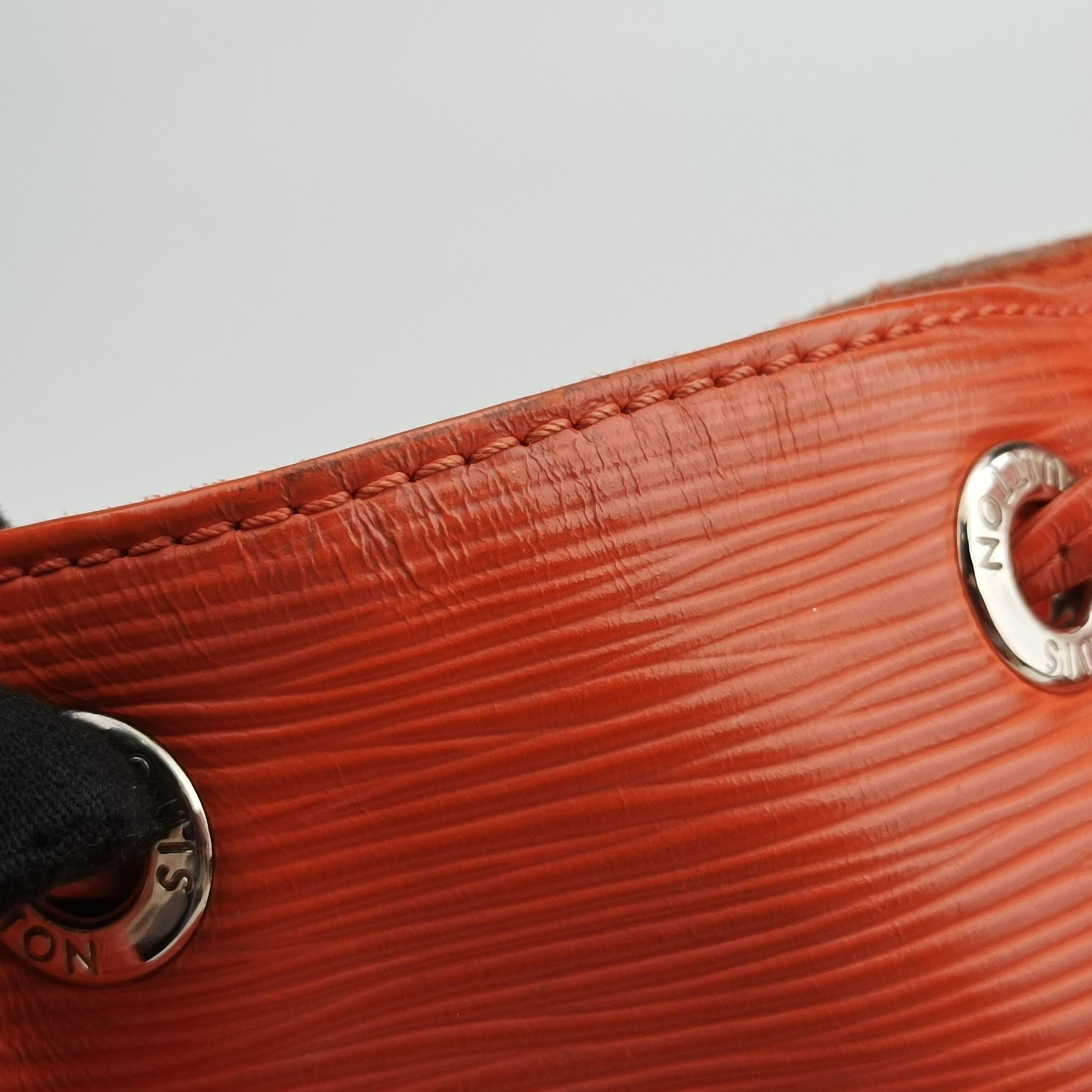 Pre-owned Louis Vuitton NOe PIMENT Epi M40842 shoulderbag | stylenewstar