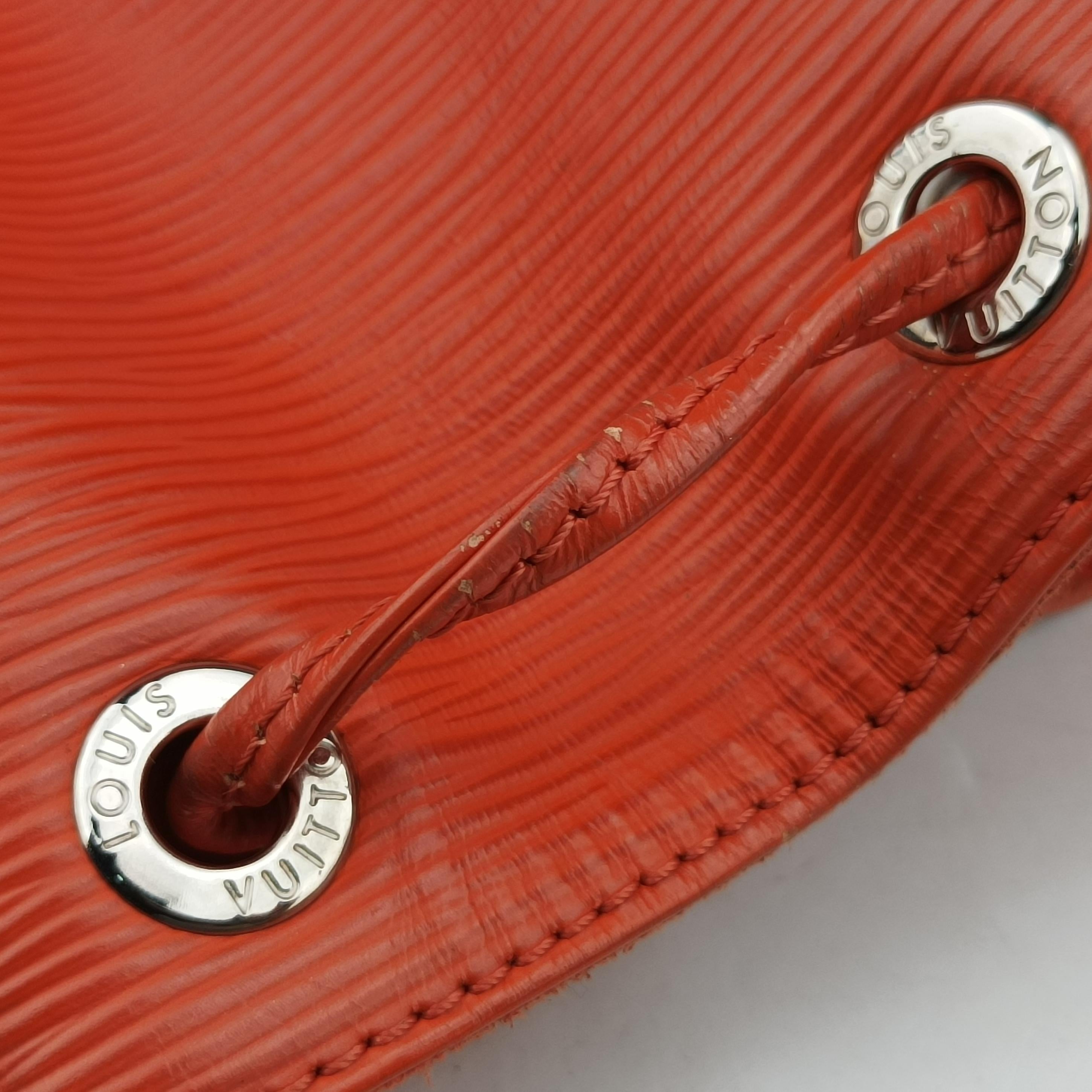 Pre-owned Louis Vuitton NOe PIMENT Epi M40842 shoulderbag | stylenewstar