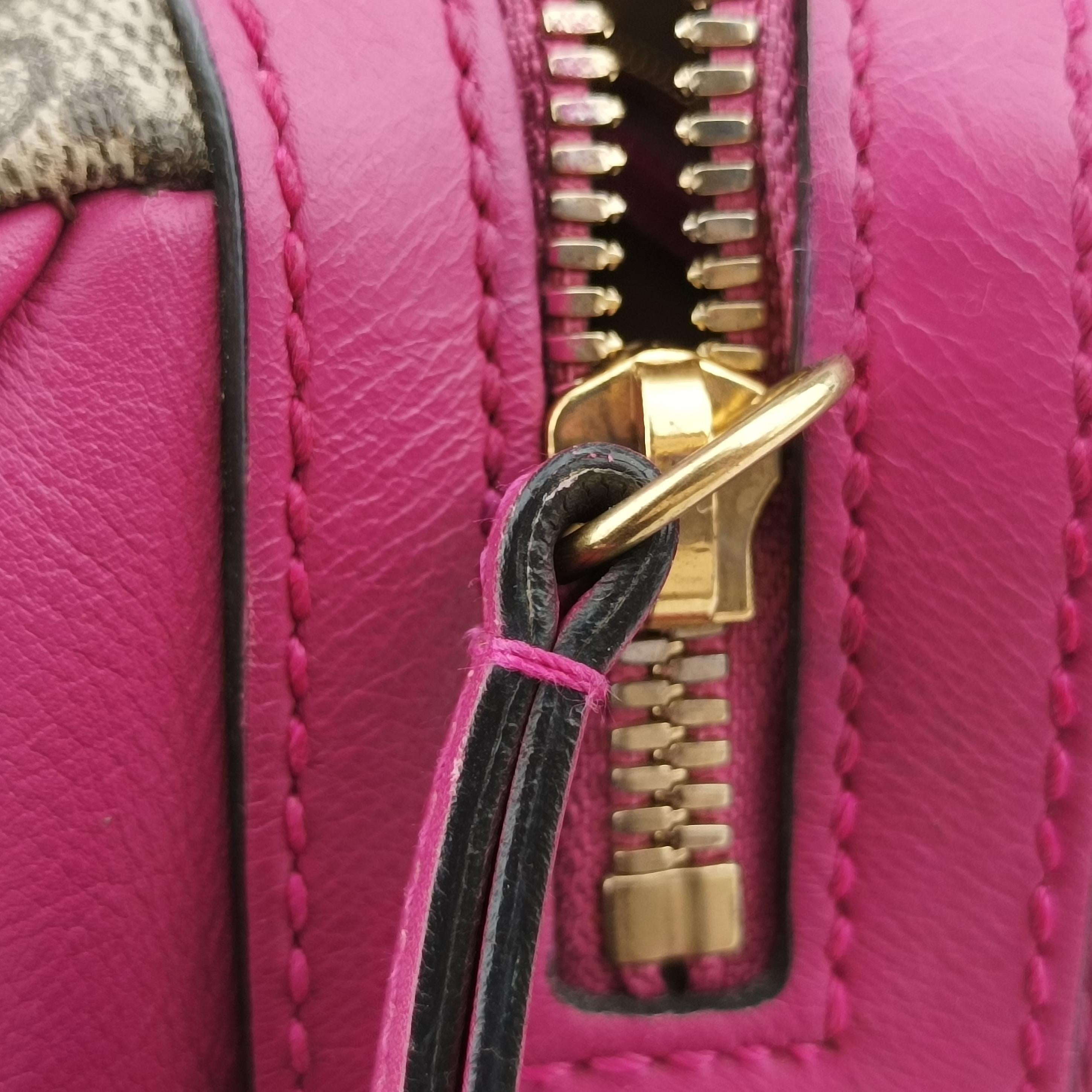Pre-owned Gucci GG SUPREME beige×red×pink PVC coated canvas 409529 shoulderbag | stylenewstar