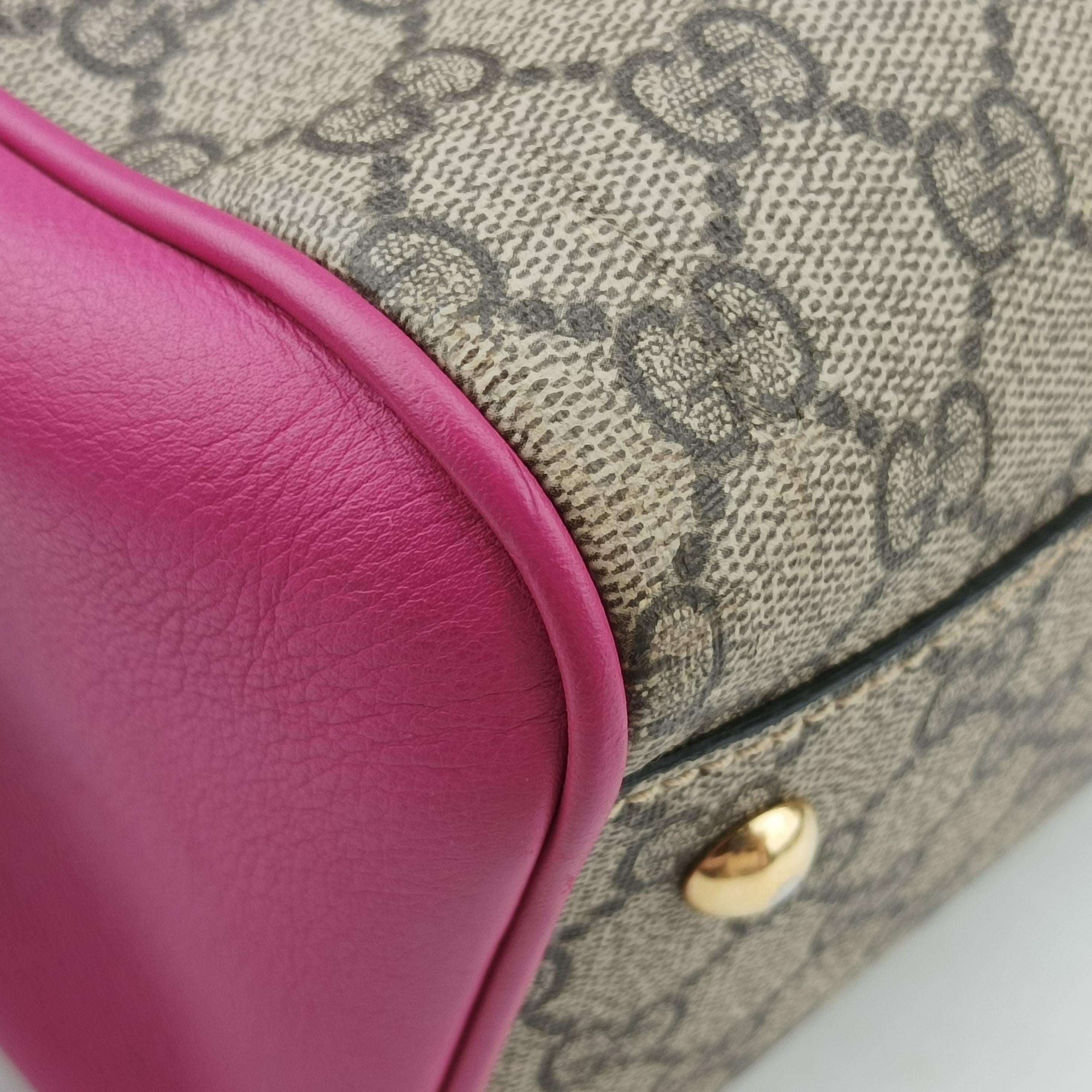 Pre-owned Gucci GG SUPREME beige×red×pink PVC coated canvas 409529 shoulderbag | stylenewstar