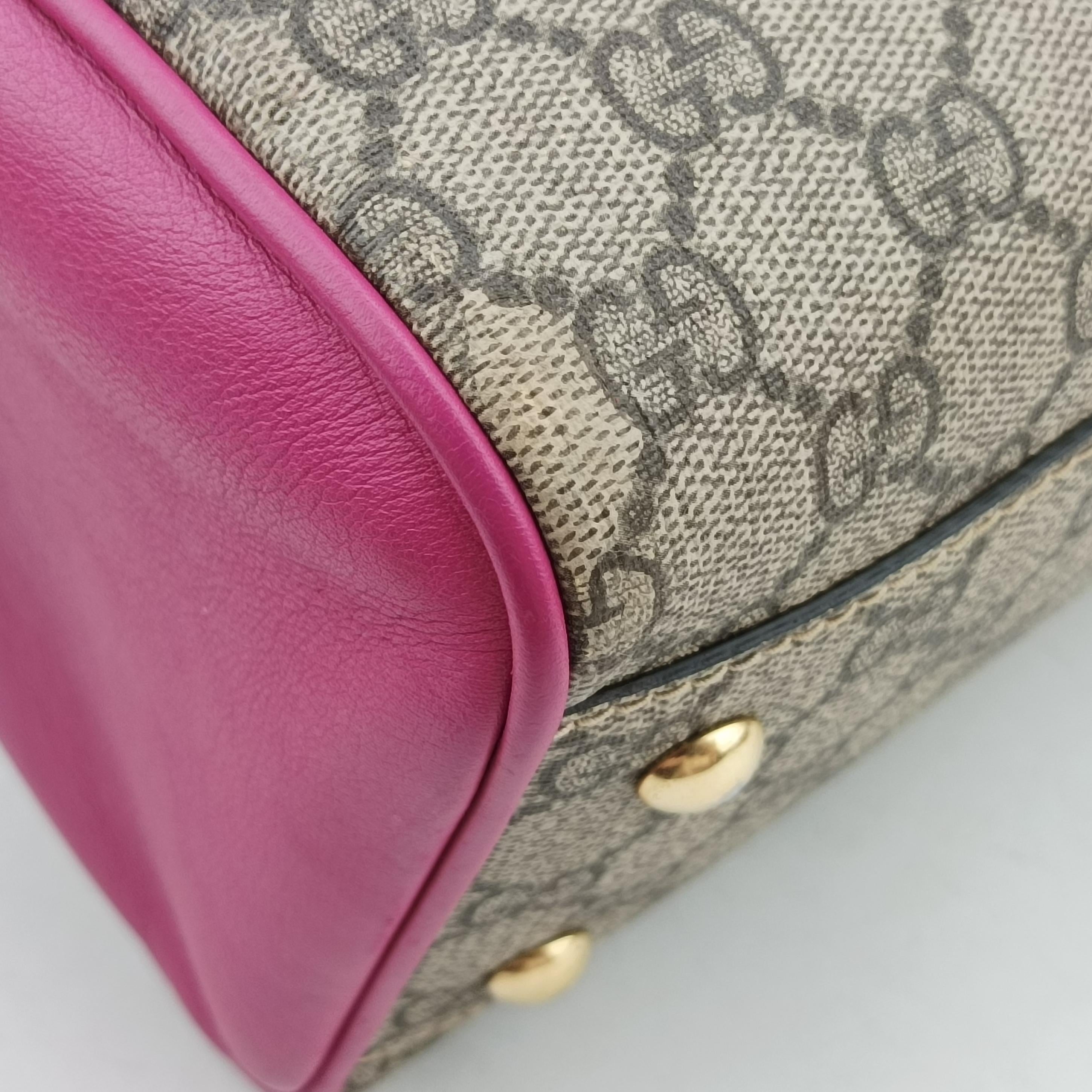 Pre-owned Gucci GG SUPREME beige×red×pink PVC coated canvas 409529 shoulderbag | stylenewstar