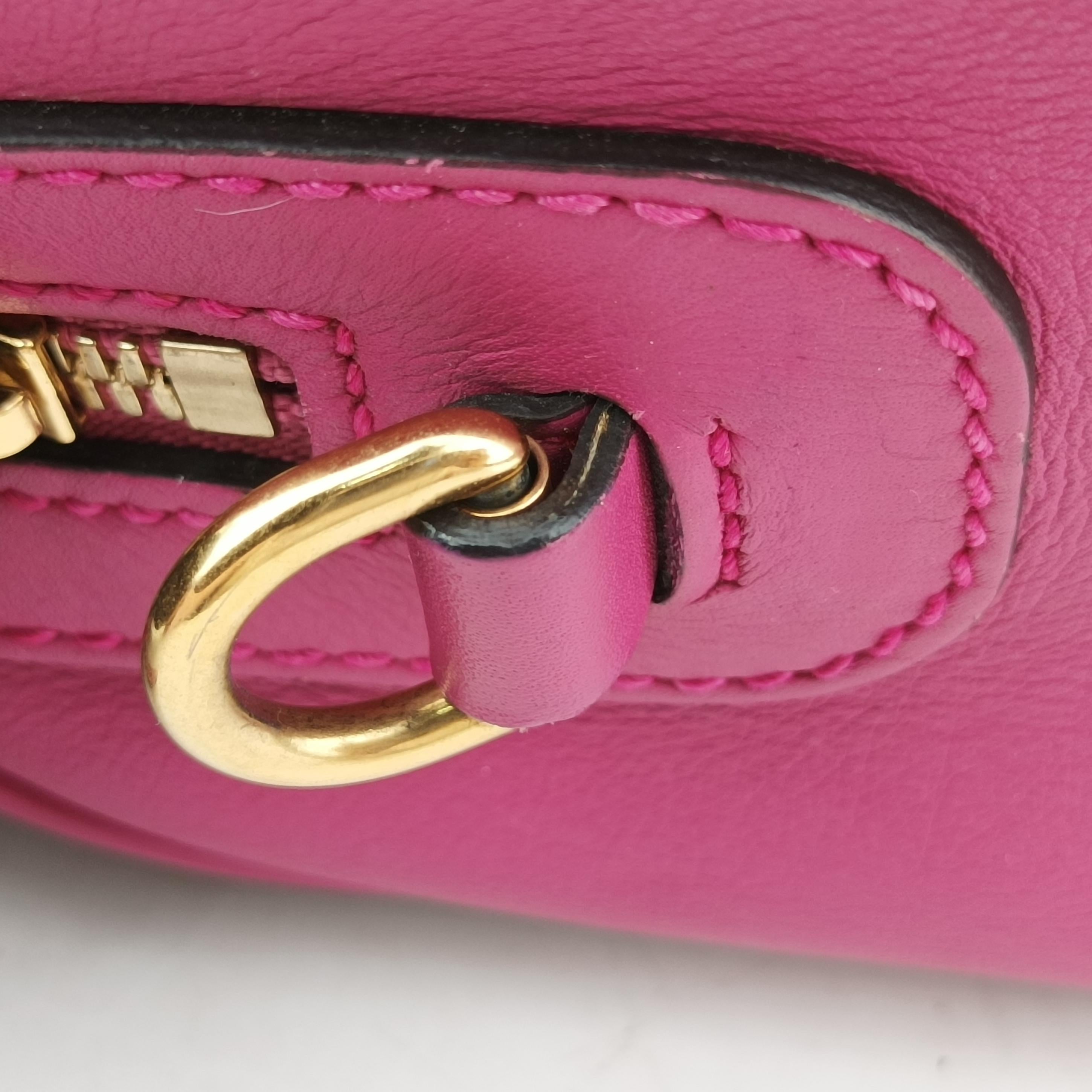 Pre-owned Gucci GG SUPREME beige×red×pink PVC coated canvas 409529 shoulderbag | stylenewstar