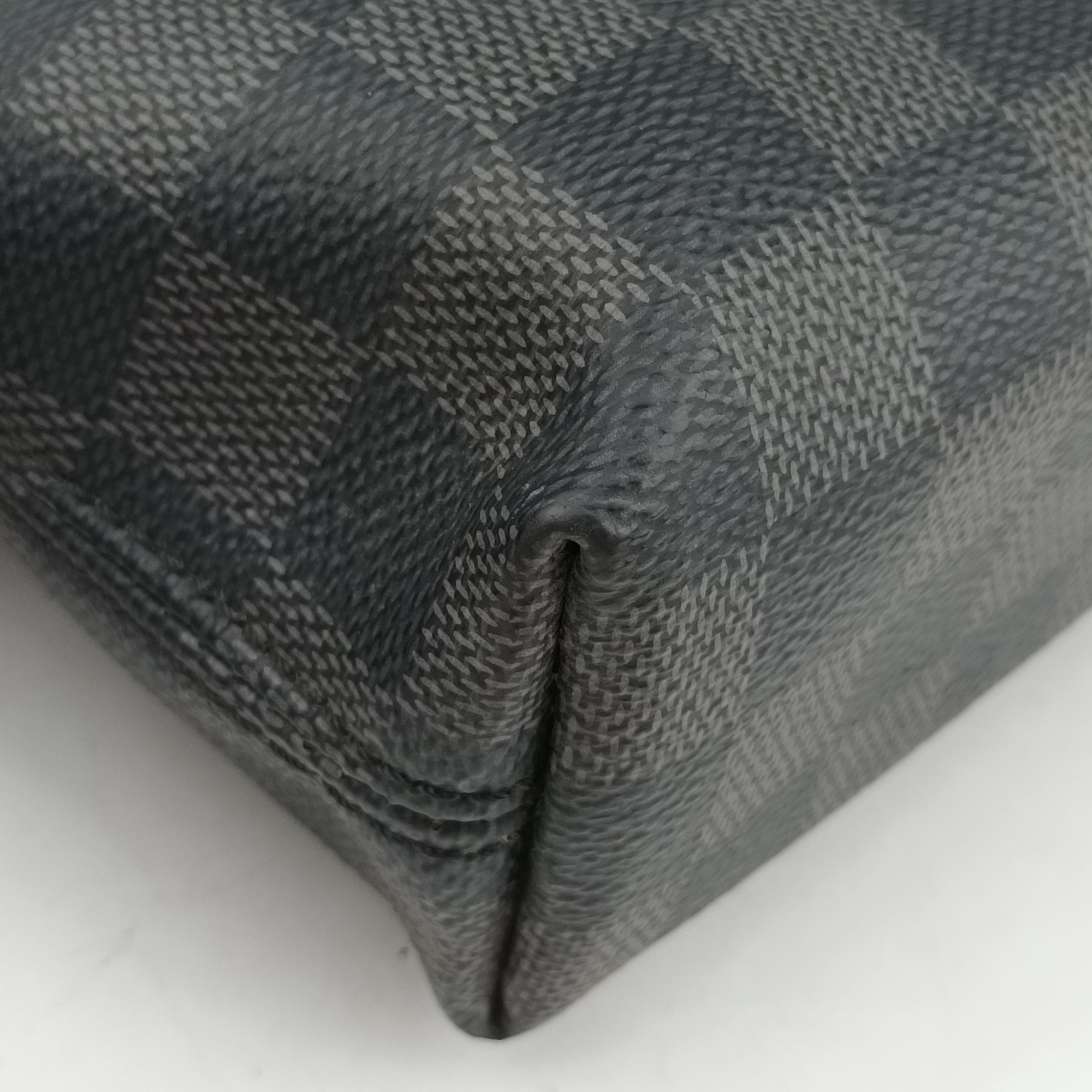 Pre-owned Louis Vuitton Porte-Documents Jour NM Noir Damier Graphite N48260 handbag | stylenewstar