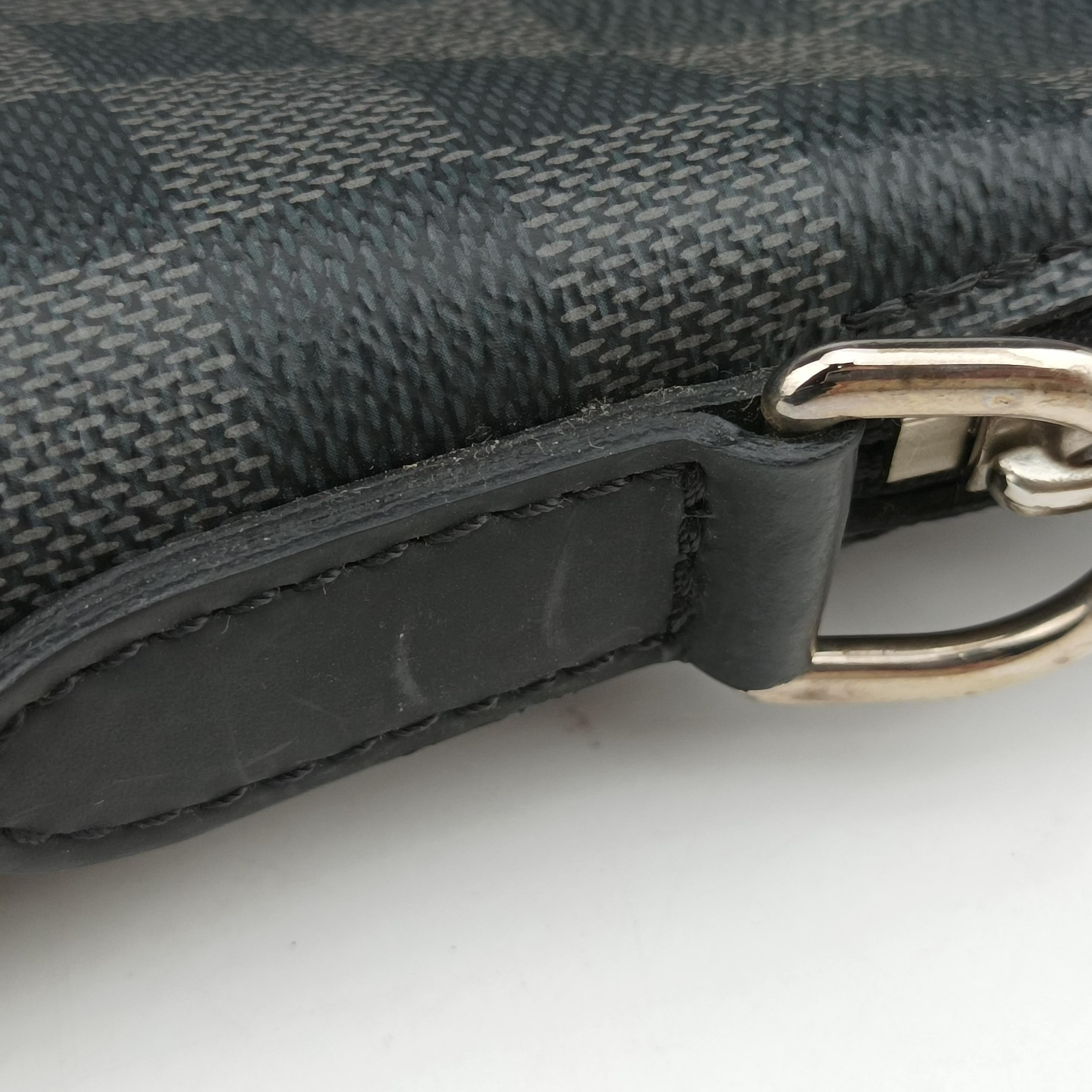 Pre-owned Louis Vuitton Porte-Documents Jour NM Noir Damier Graphite N48260 handbag | stylenewstar