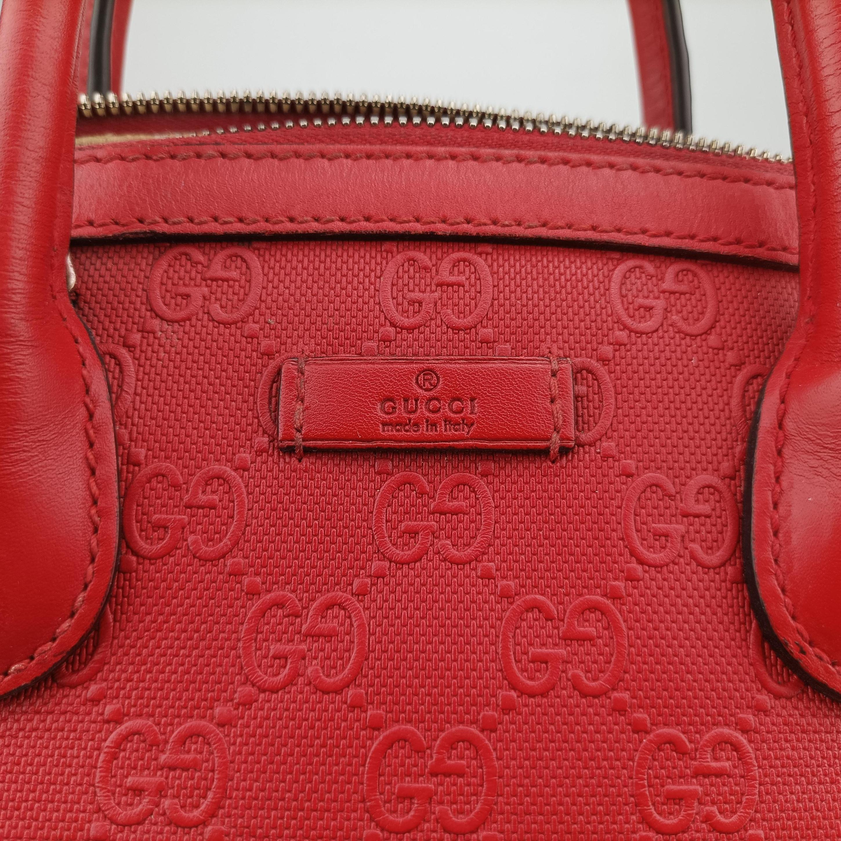 Vintage Gucci Microguccissima Red Leather 384688 shoulderbag | stylenewstar