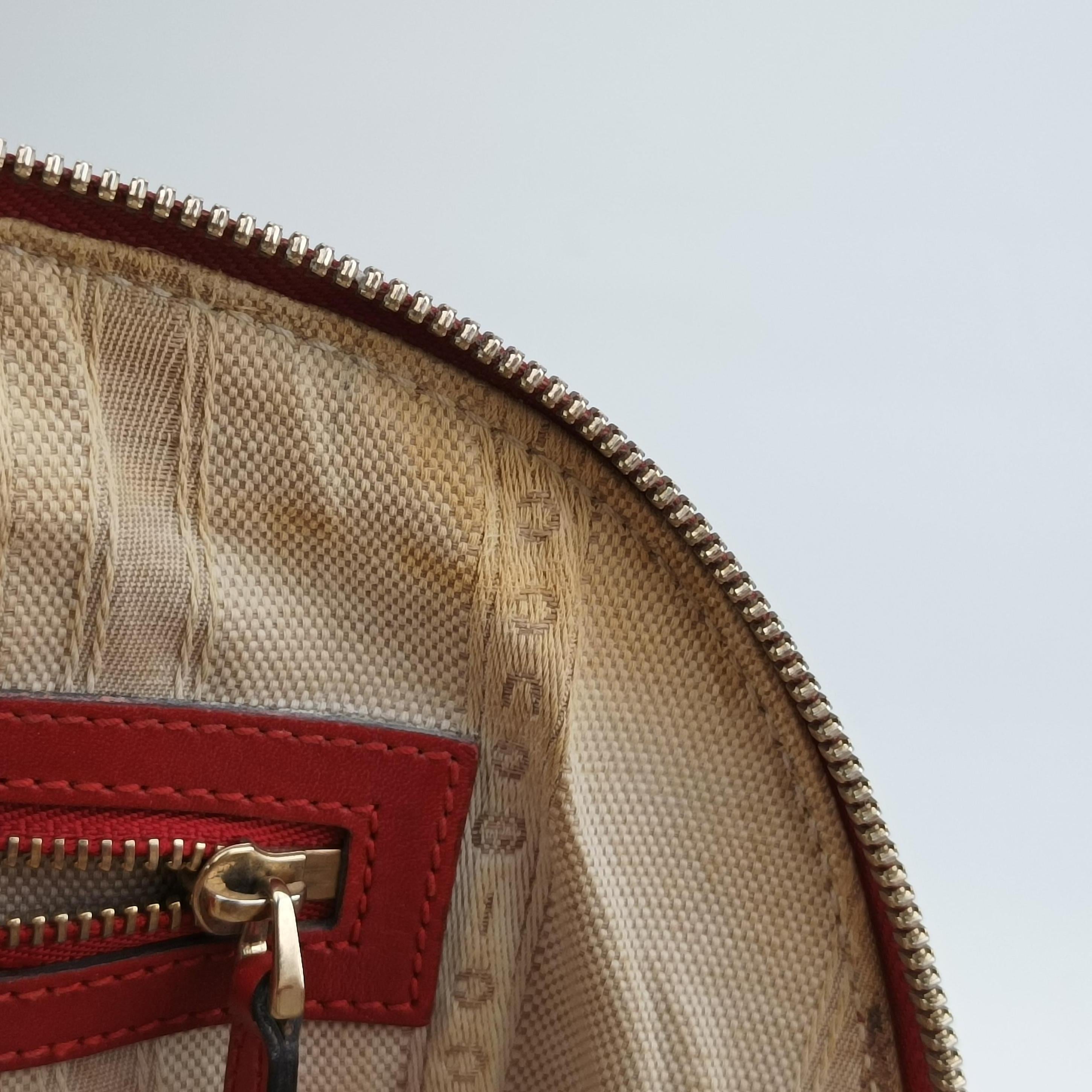 Vintage Gucci Microguccissima Red Leather 384688 shoulderbag | stylenewstar