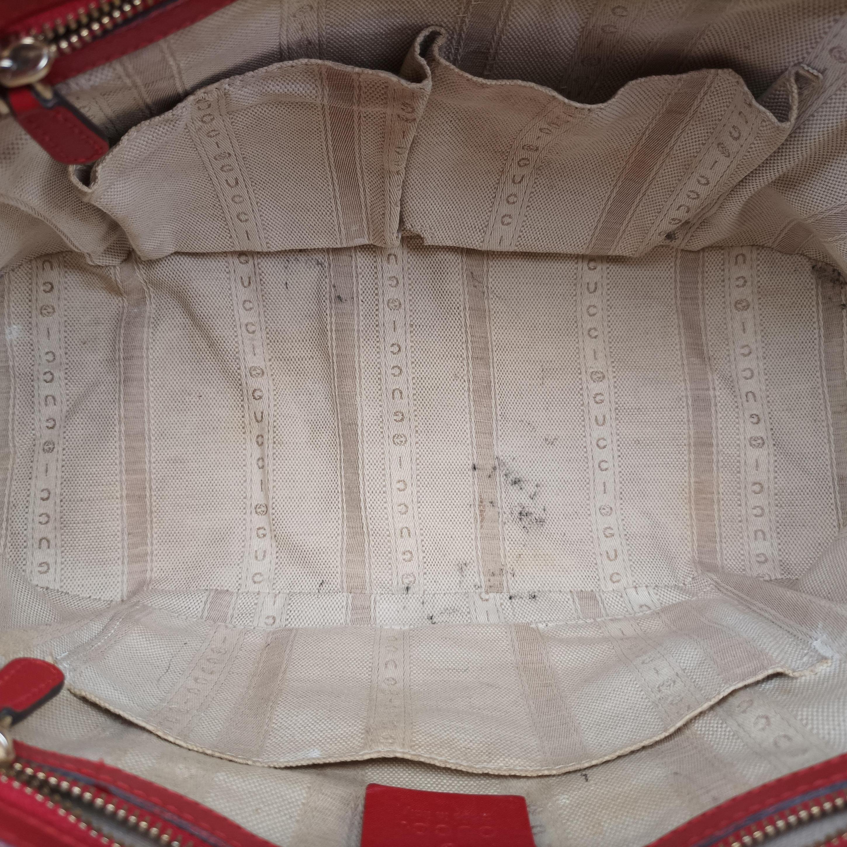 Vintage Gucci Microguccissima Red Leather 384688 shoulderbag | stylenewstar