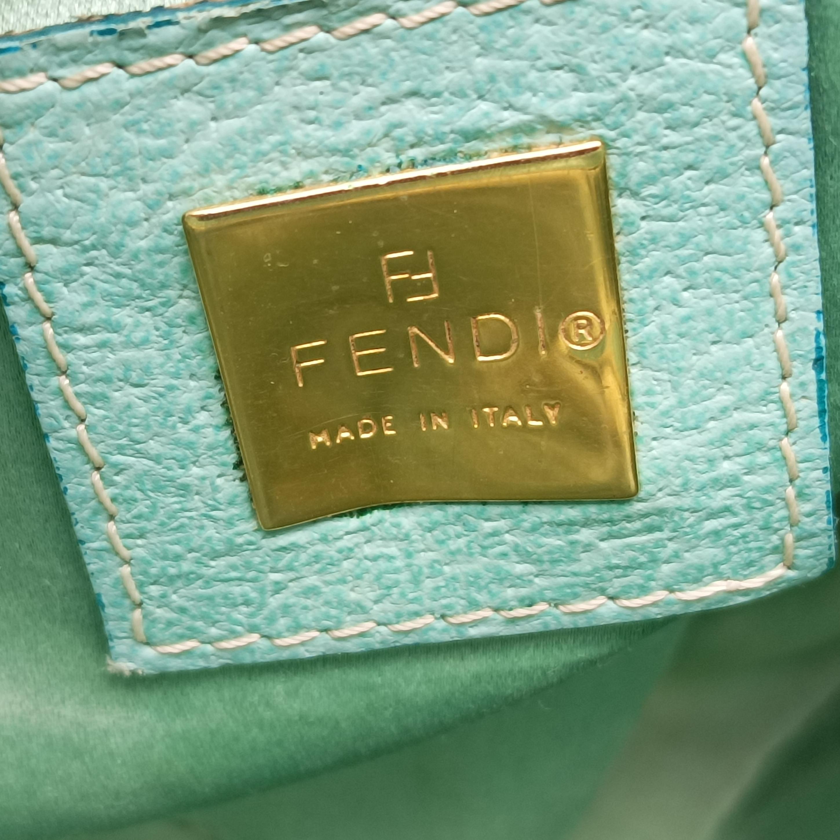 Pre-owned Fendi Mamma Bucket Zucca Green Leather  shoulderbag | stylenewstar