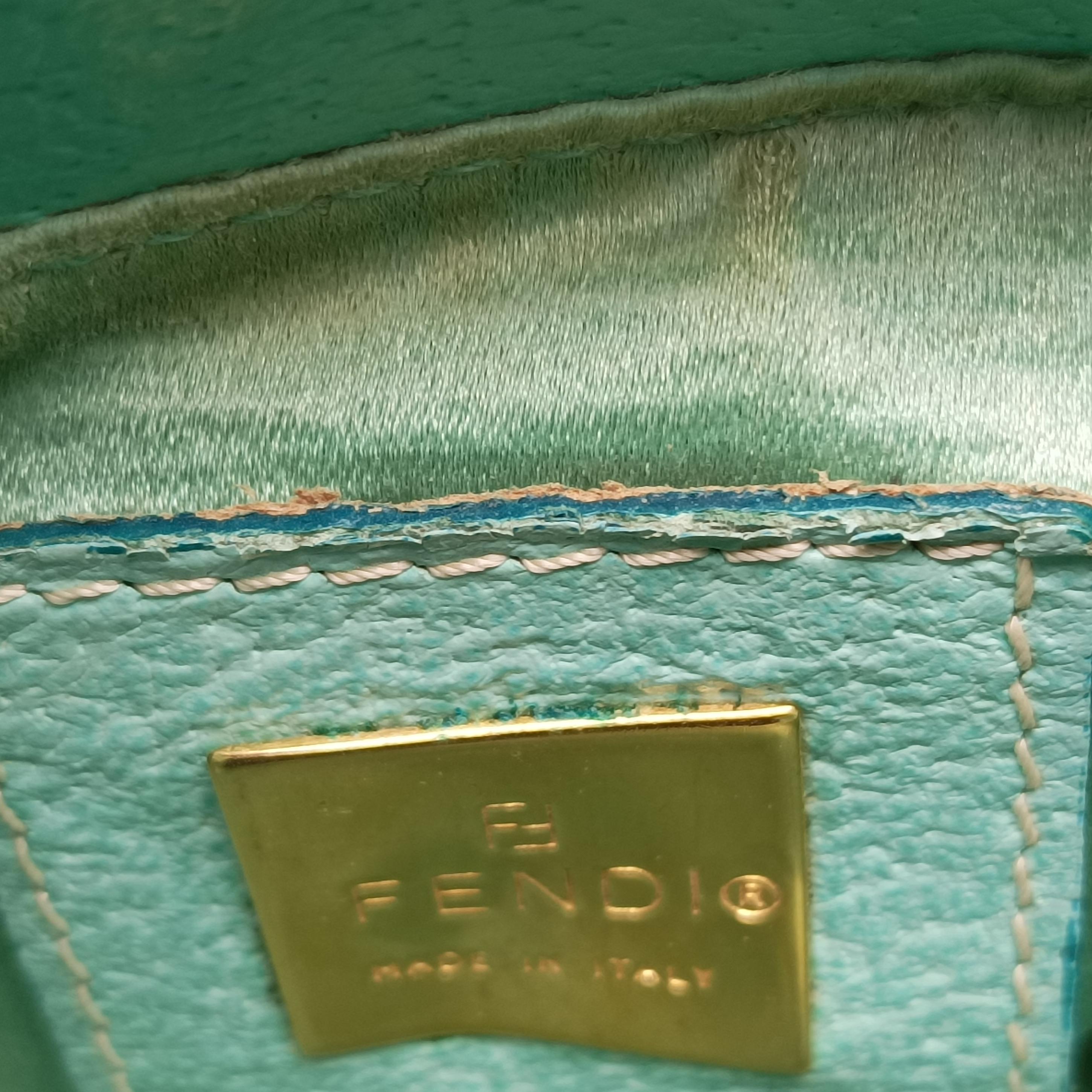 Pre-owned Fendi Mamma Bucket Zucca Green Leather  shoulderbag | stylenewstar