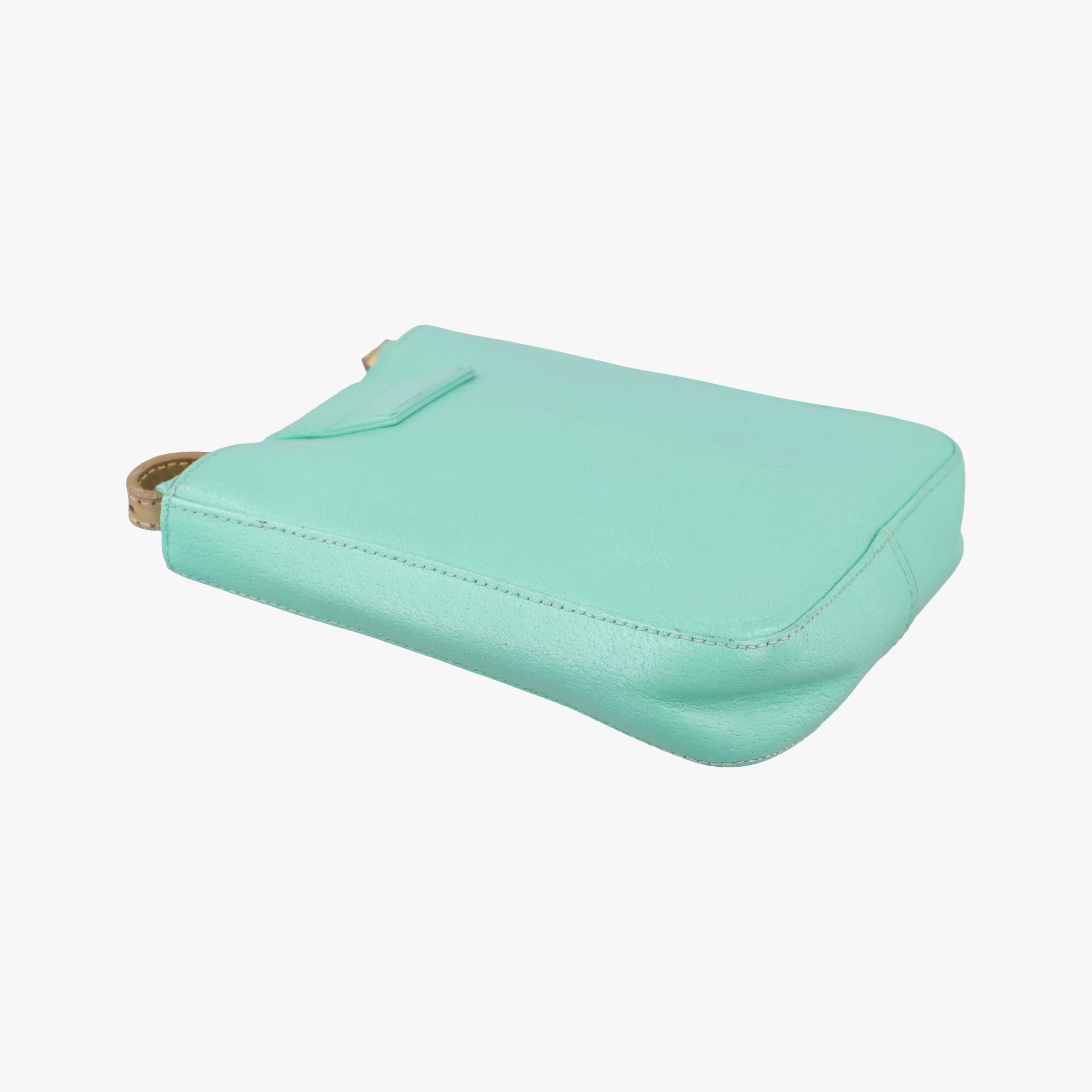 Pre-owned Fendi Mamma Bucket Zucca Green Leather  shoulderbag | stylenewstar